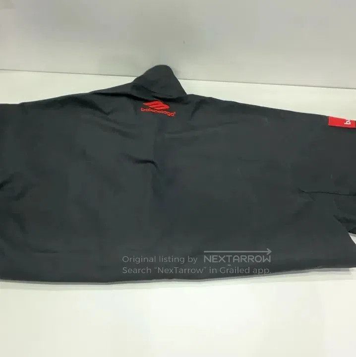 Balenciaga Balenciaga Black Embroidered Logo Short Sleeve Shirt. Size US M / EU 48-50 / 2 - 7 Thumbnail