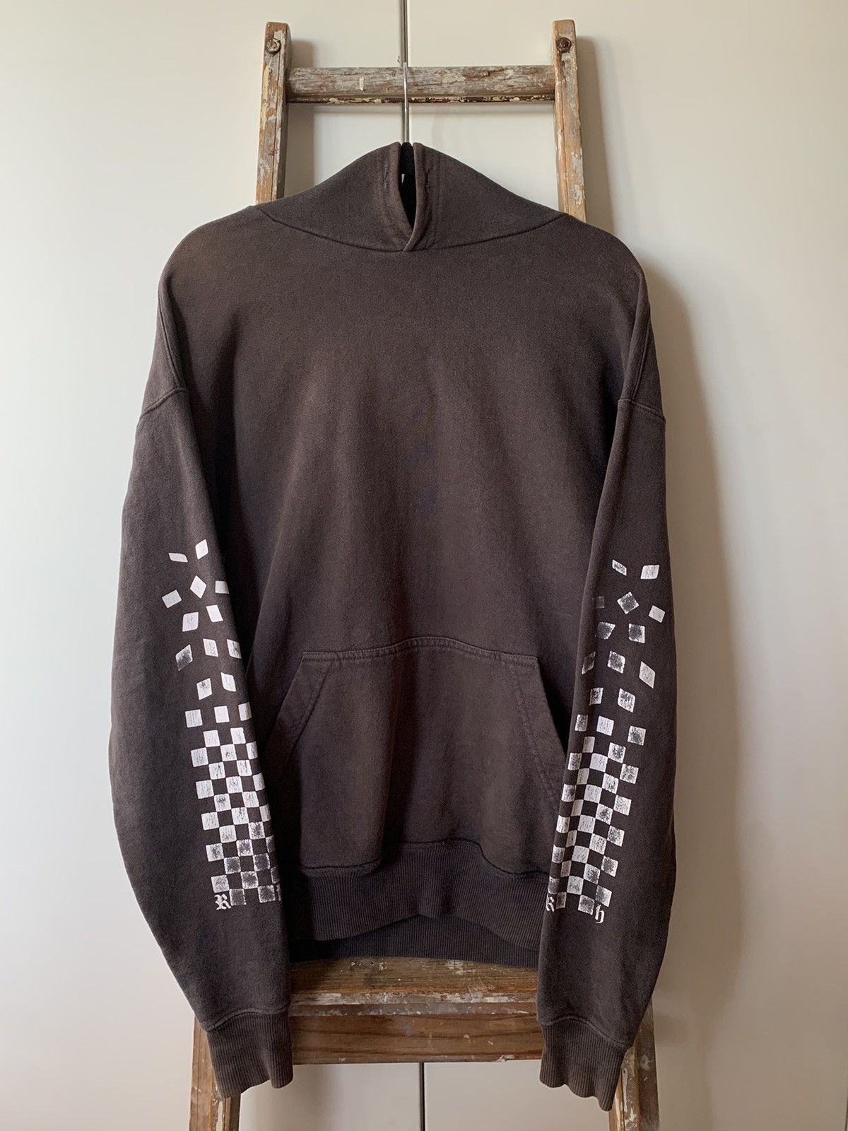 RHUDE RHACER 3 SMOKING KILLS CHECK GRAPHIC BLACK HOODIE