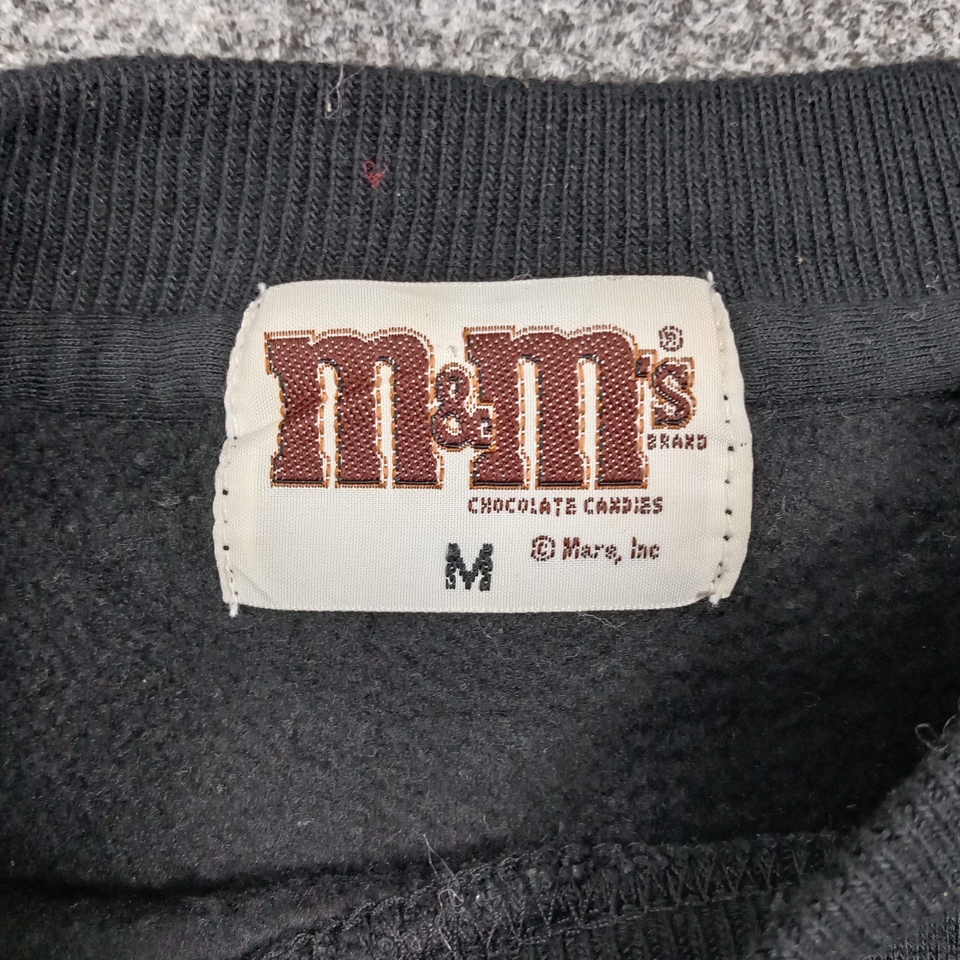 Vintage Vintage 90's M&M's Red Character Sweatshirt C282N7 Size US M / EU 48-50 / 2 - 3 Thumbnail