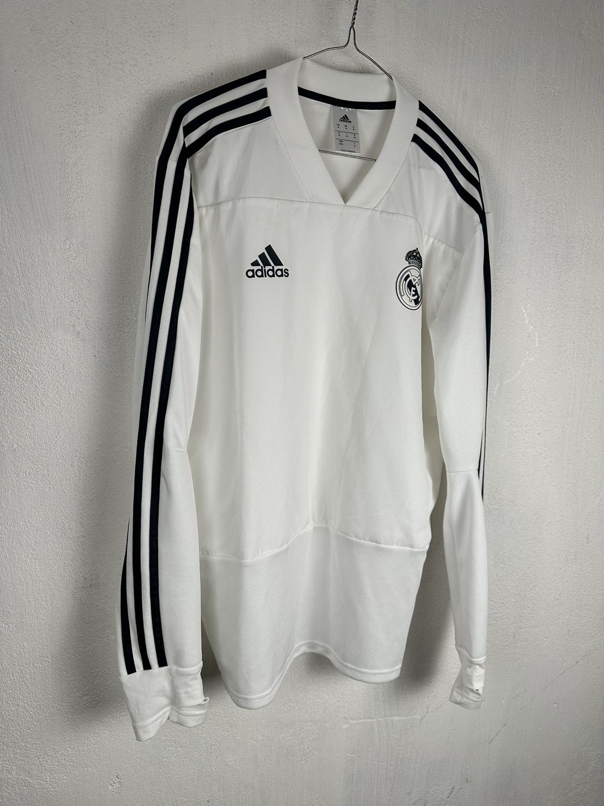 Adidas Adidas Real Madrid Jersey Long Sleeve Size US M / EU 48-50 / 2 - 2 Thumbnail