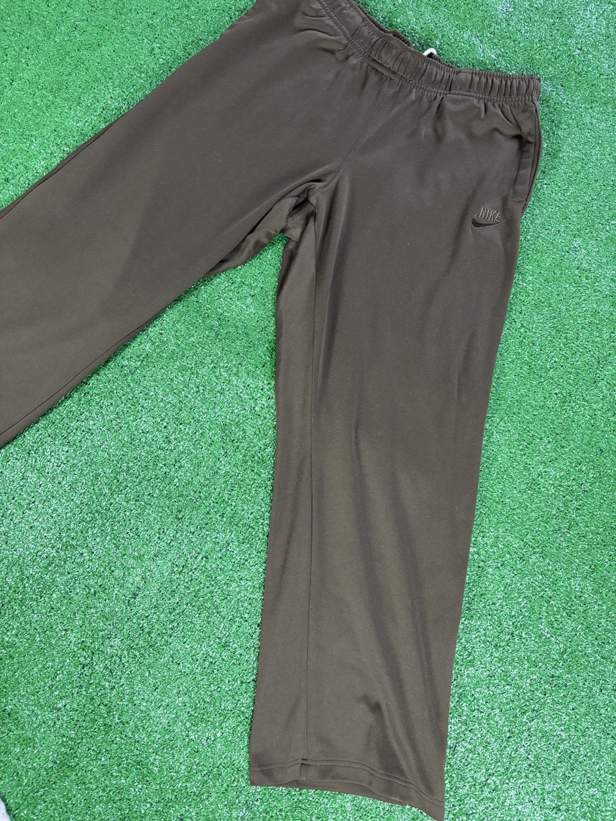 Nike × Vintage Y2K Nike green Olive embroidered swoosh sweatpants Size US 38 / EU 54 - 2 Thumbnail