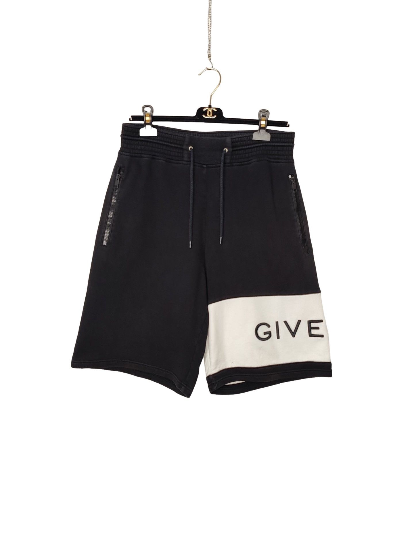 Givenchy Givenchy Logo Embroidered Shorts Size S Size US 30 / EU 46 - 1 Thumbnail