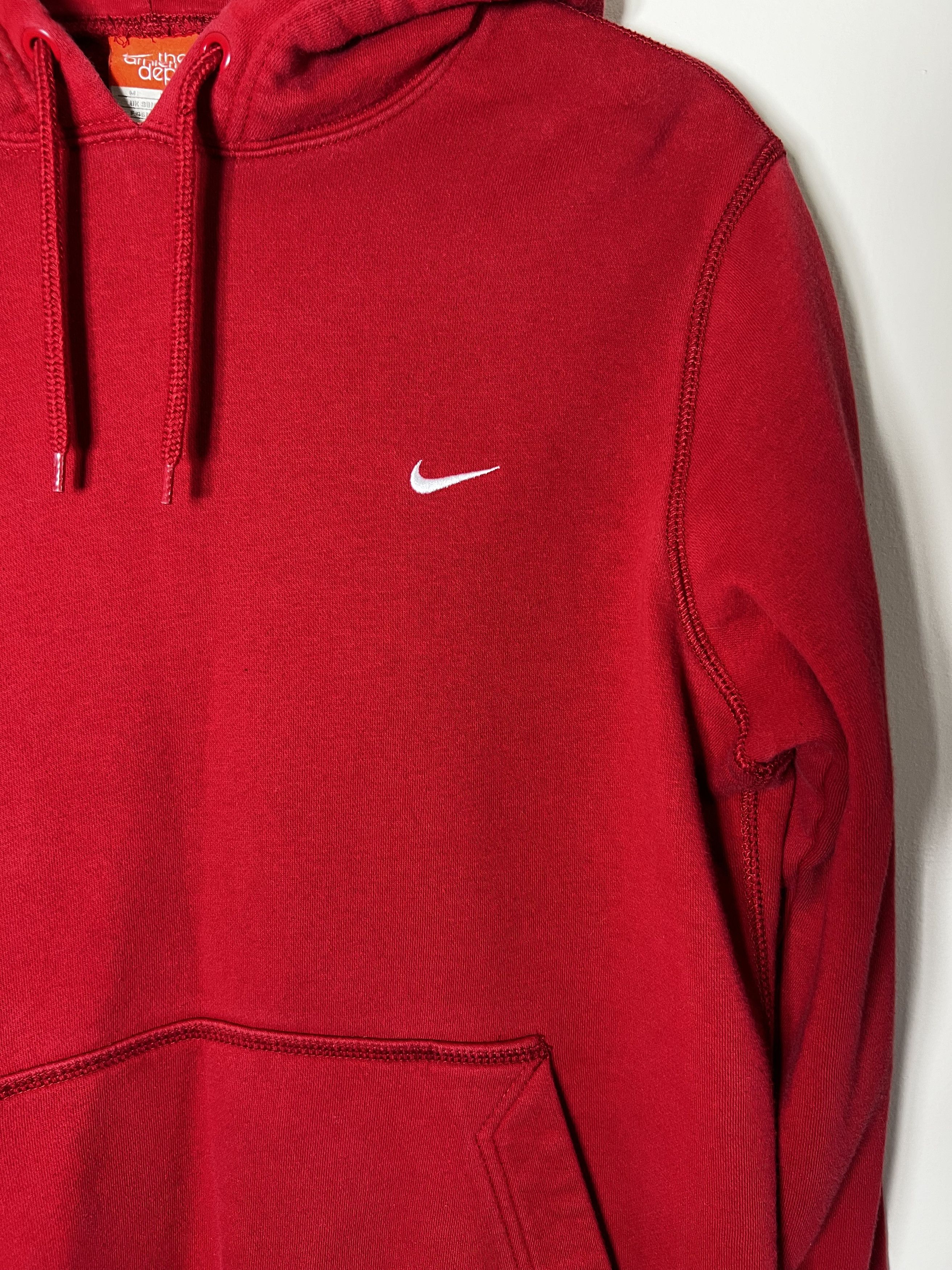 Nike Vintage Red Nike Swish Logo Pullover Hoodie Sweater Size US M / EU 48-50 / 2 - 2 Thumbnail