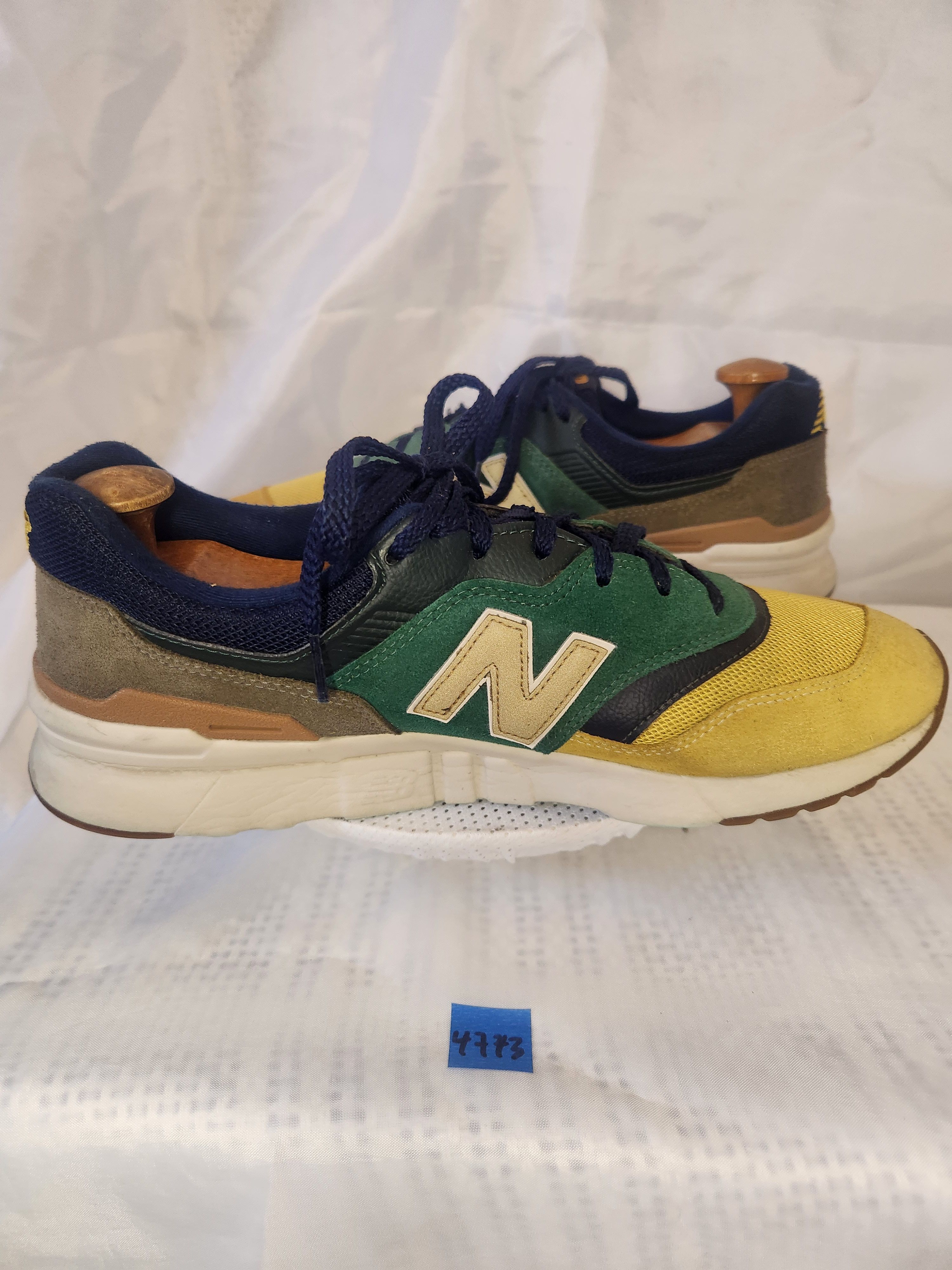 New Balance CM997HVN SPRUCE GOLD BODEGA Size US 11 / EU 44 - 6 Thumbnail