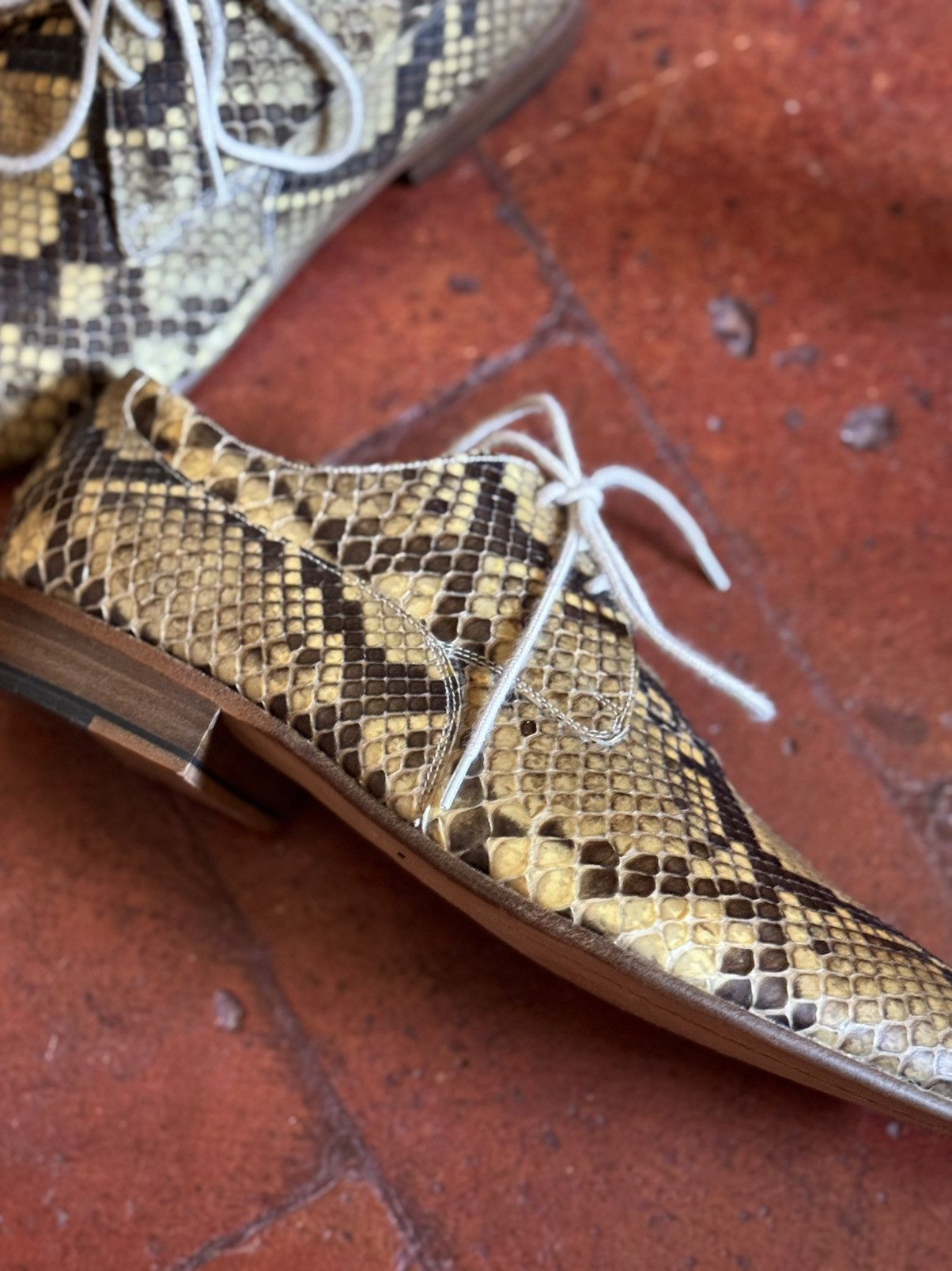 Handmade andmade Python Lace-Up Shoes – Rare Piece Size US 8 / EU 41 - 4 Thumbnail