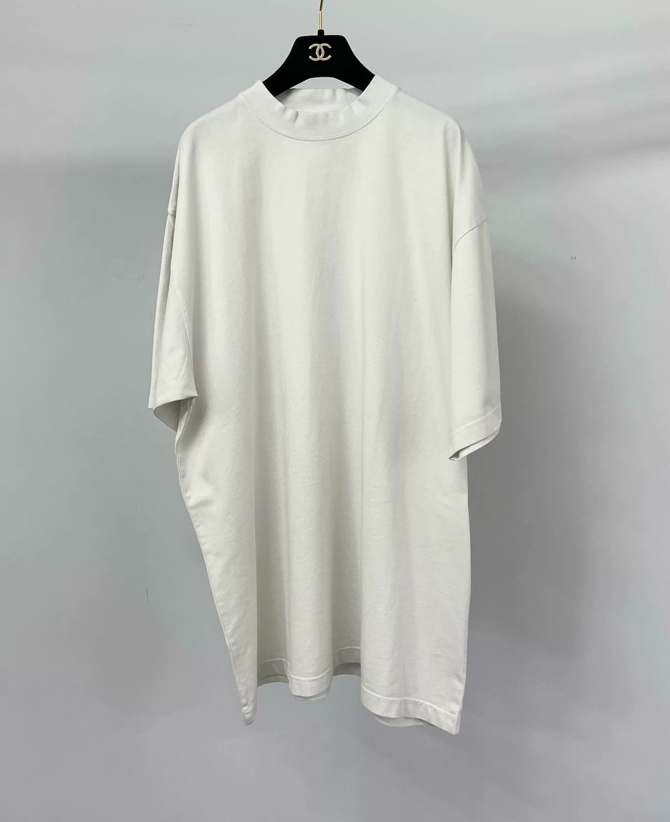 Balenciaga Balenciaga White Rhinestone Logo Short Sleeve T-shirt Size US L / EU 52-54 / 3 - 1 Thumbnail