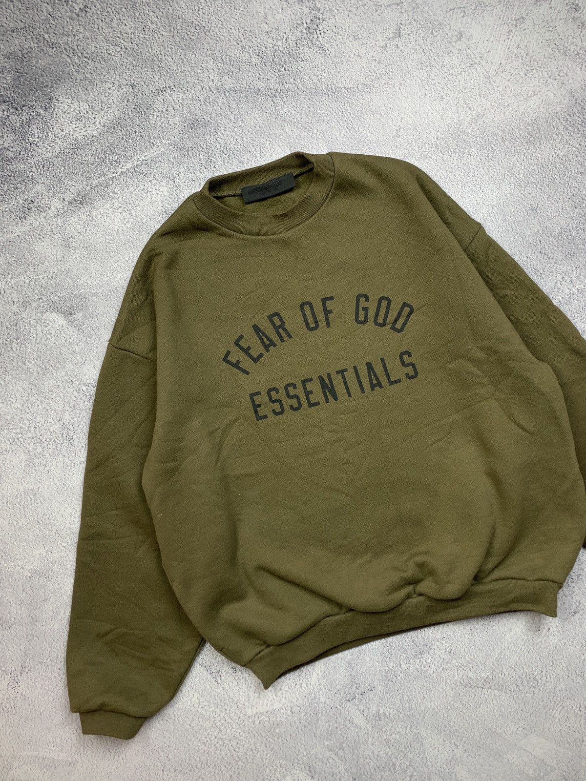 Fear of God Essentials Fear of God Olive Crewneck 1977 Sweatshirt M Size US M / EU 48-50 / 2 - 2 Thumbnail