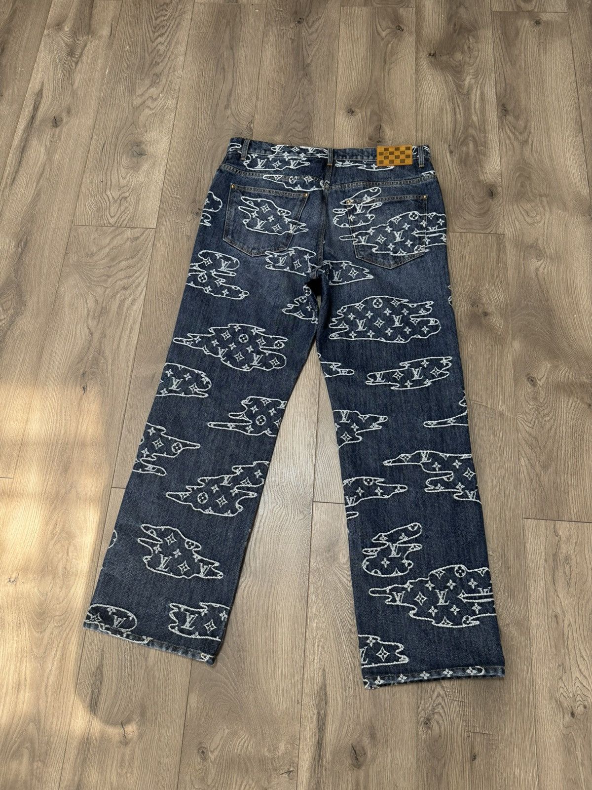 Louis Vuitton Louis Vuitton Monogram Cloud Denim Jeans Size 34 Size US 34 / EU 50 - 14 Thumbnail