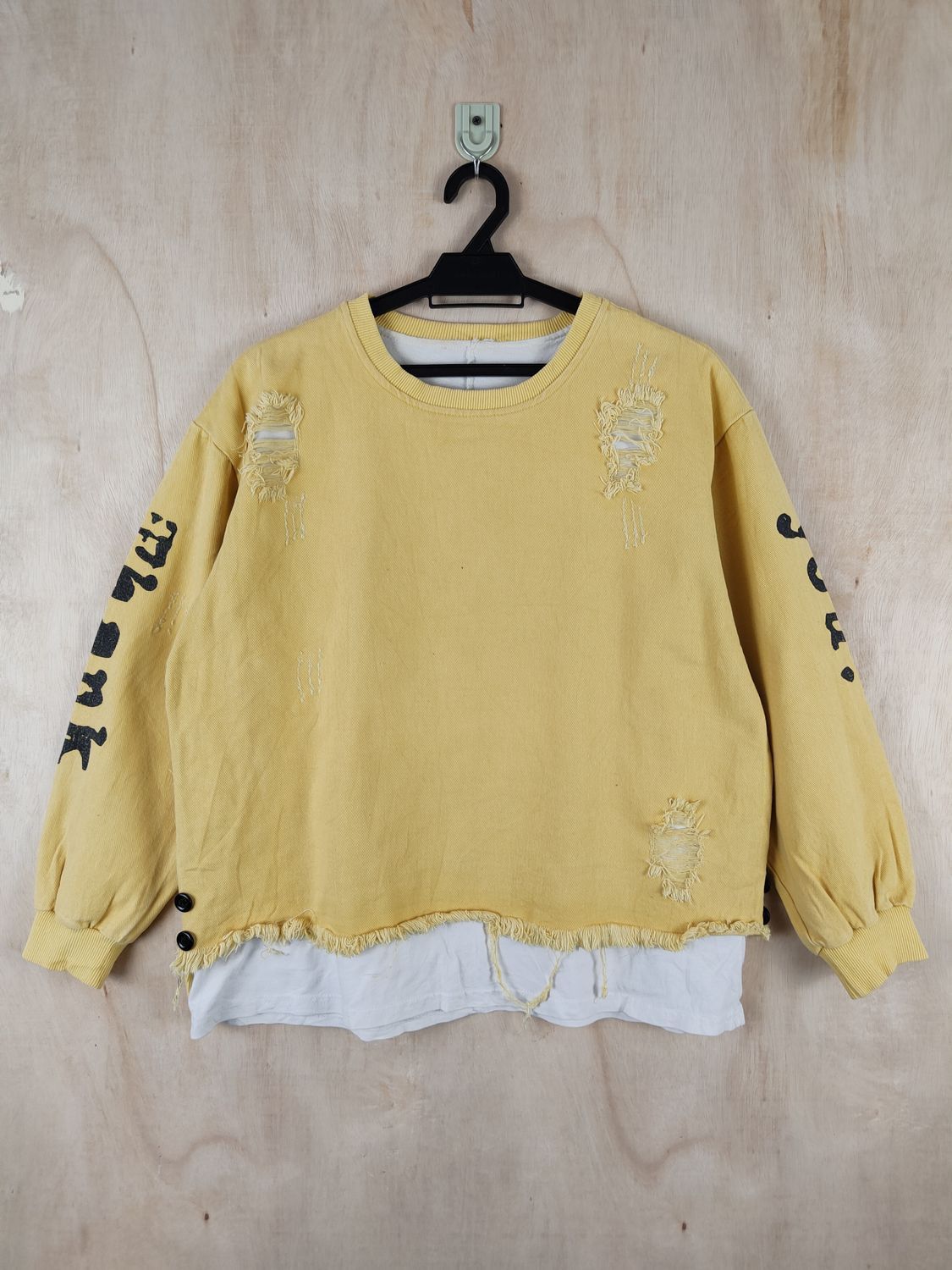 Japanese Brand Japan ripped distressed Yellow Thank You Sweatshirts #S2515 Size L / US 10 / IT 46 - 14 Thumbnail