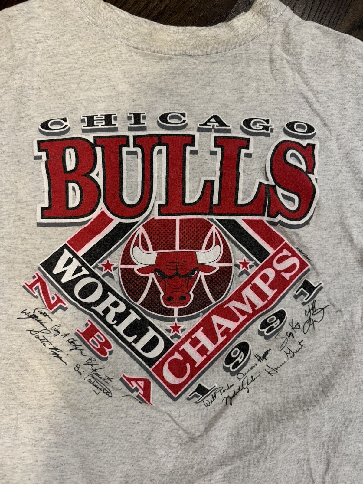 NBA × Vintage Vintage 90s Chicago Bulls Championship Tee Size US M / EU 48-50 / 2 - 2 Thumbnail