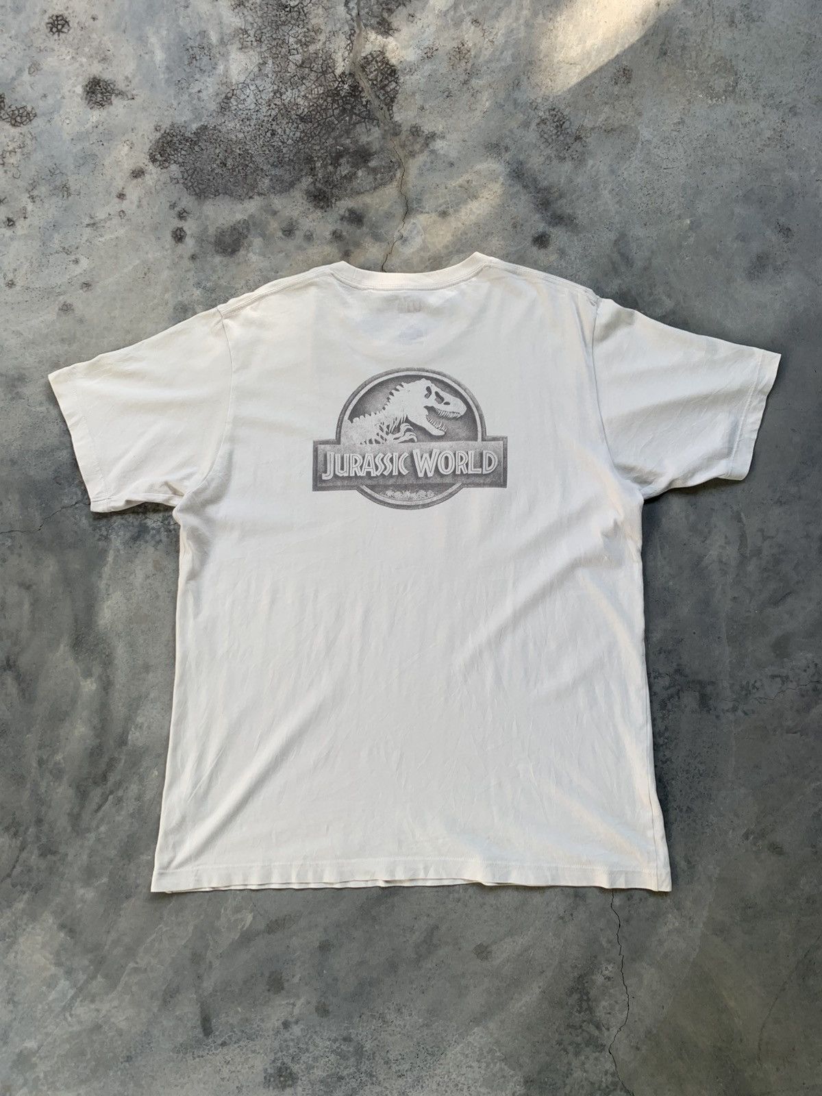 Club Sorayama × Uniqlo Uniqlo x Hajime Sorayama T-Rex Jurassic World Rare Tshirt Size US XL / EU 56 / 4 - 2 Thumbnail