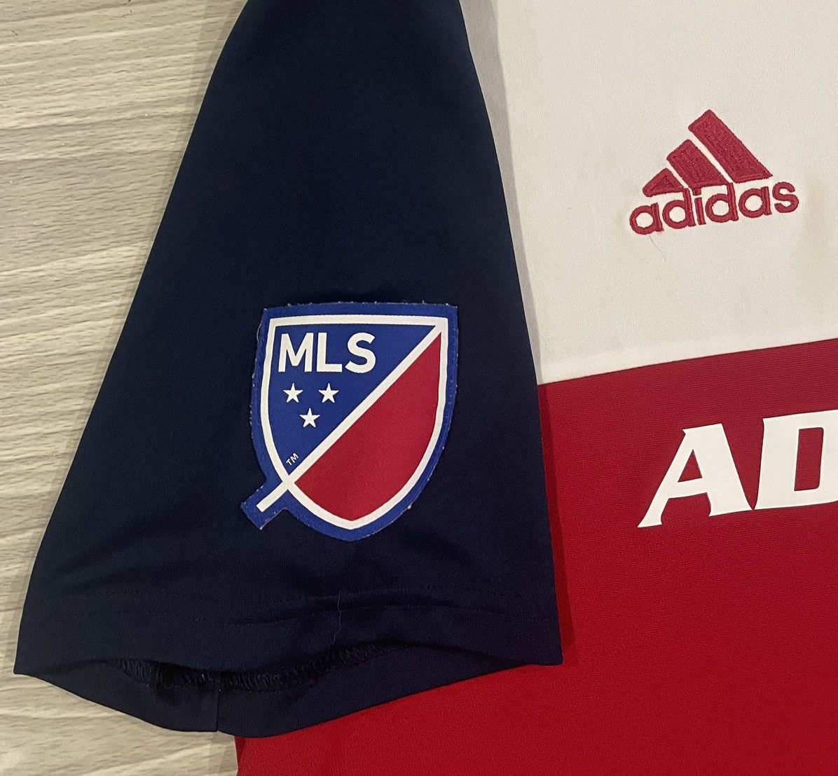 Adidas Adidas 2017/18 FC Dallas #9 Soccer Jersey Men’s Size Large Size US L / EU 52-54 / 3 - 3 Thumbnail