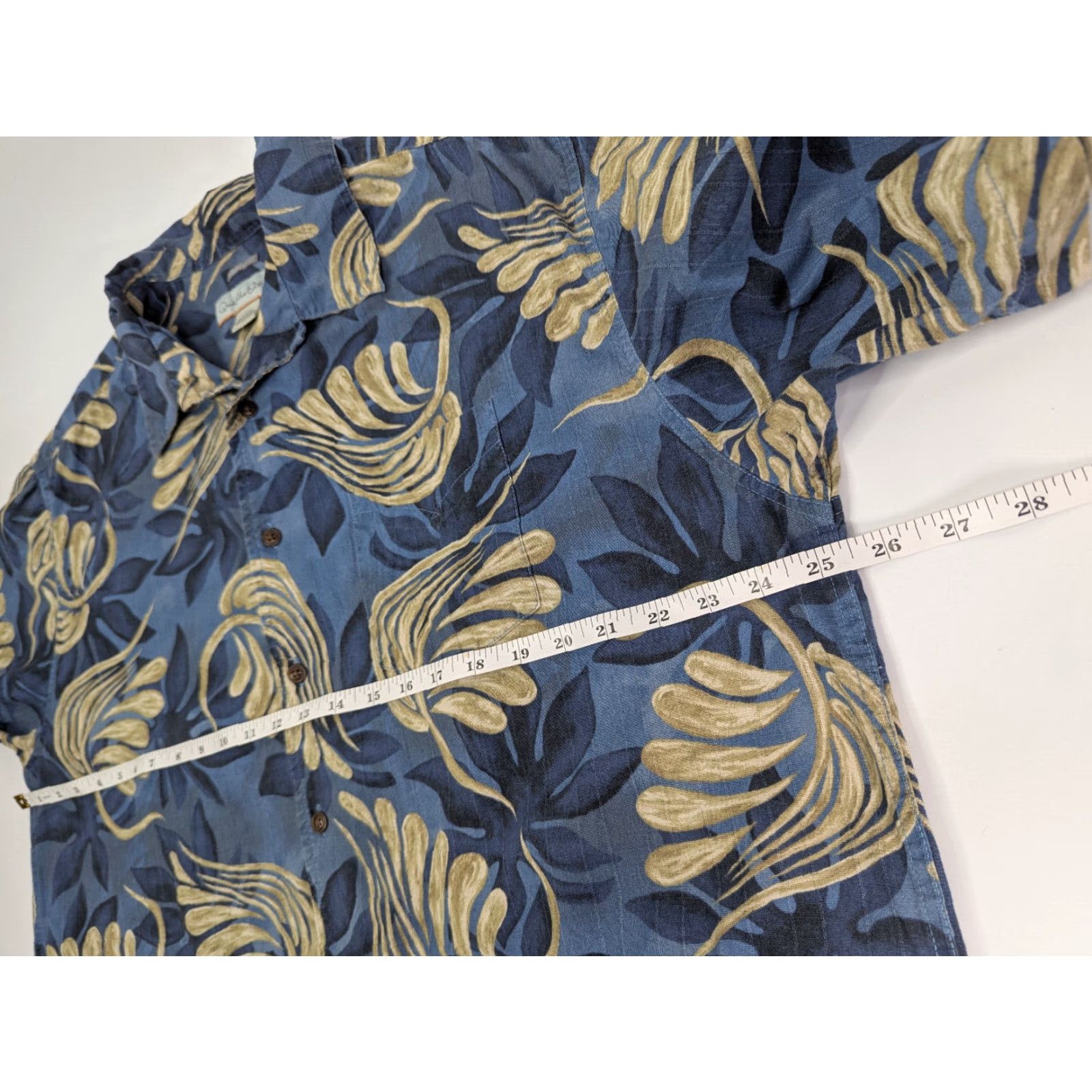 Quiksilver QuikSilver Shirt Men XL Button Short Sleeve Floral Tropical Hawaiian Comfort Fit Blue Casual Beach 90s? Size US XL / EU 56 / 4 - 4 Thumbnail