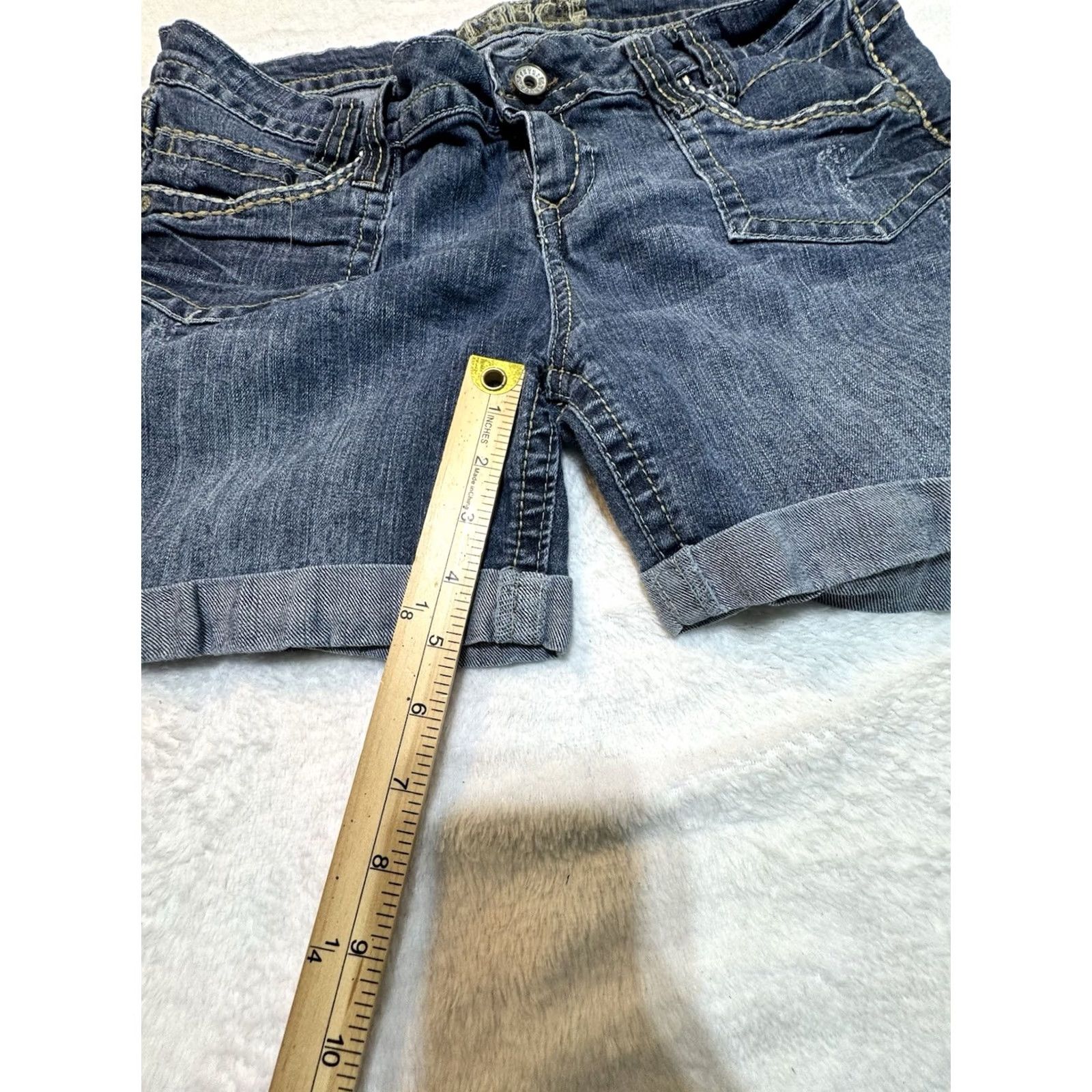 Denime TRUCE Rolled Up Stretch Blue Denim Jean Shorts Women's Size 17 EUC Medium Wash Size 38" / US 16 / IT 52 - 3 Thumbnail