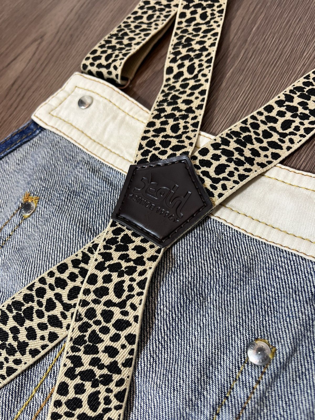 Girl Skateboards × X-Girl X-Girl Leopard Suspender Short Jumpsuit Size 33" - 7 Thumbnail