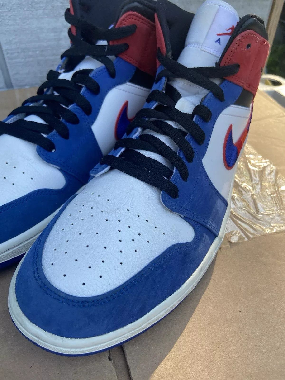 Nike Nike Air Jordan 1 Mid SE Multi-Color Swoosh Size 11.5 CLEAN Size US 11.5 / EU 44-45 - 5 Thumbnail