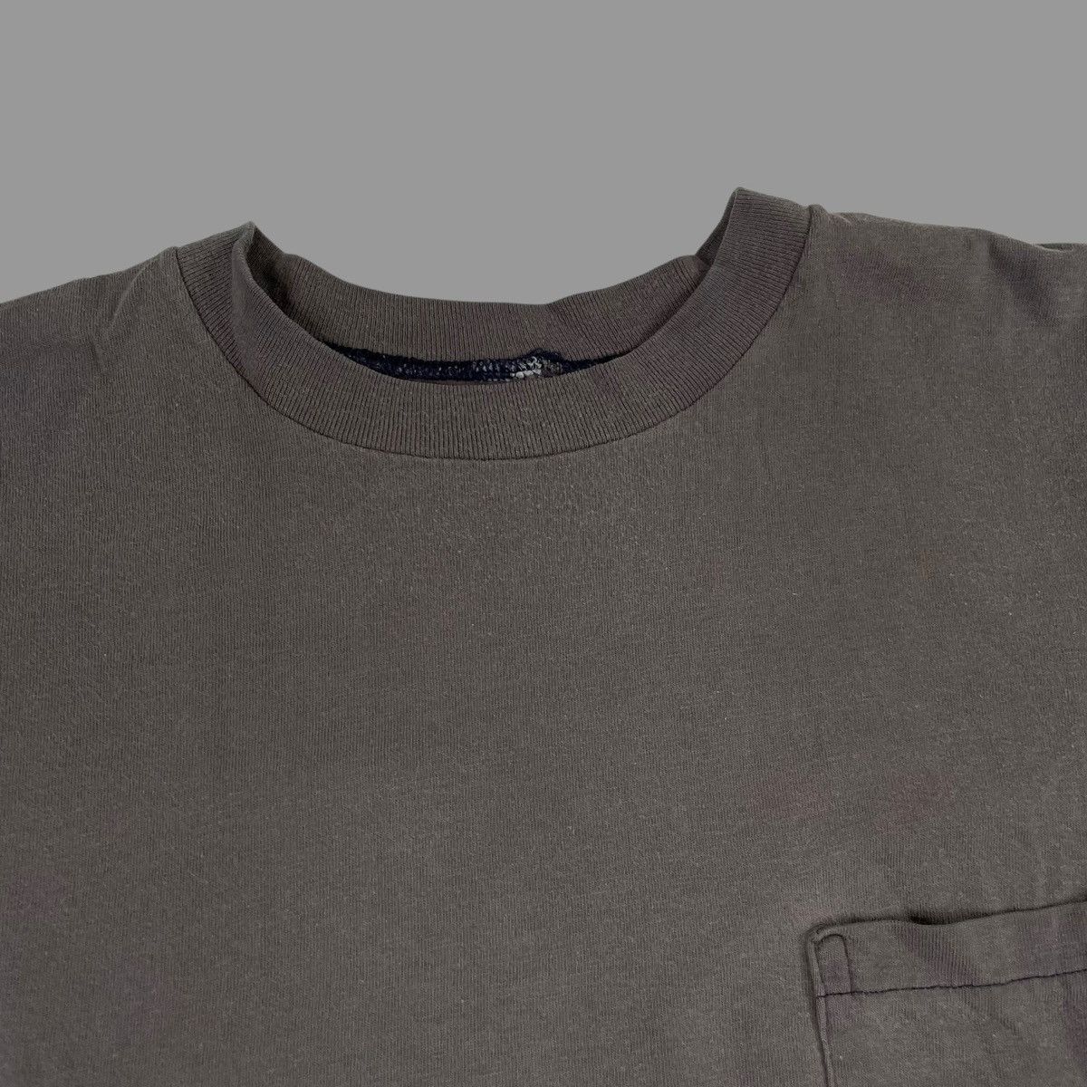Vintage Vintage 1960s faded pocket t shirt Size US M / EU 48-50 / 2 - 4 Thumbnail