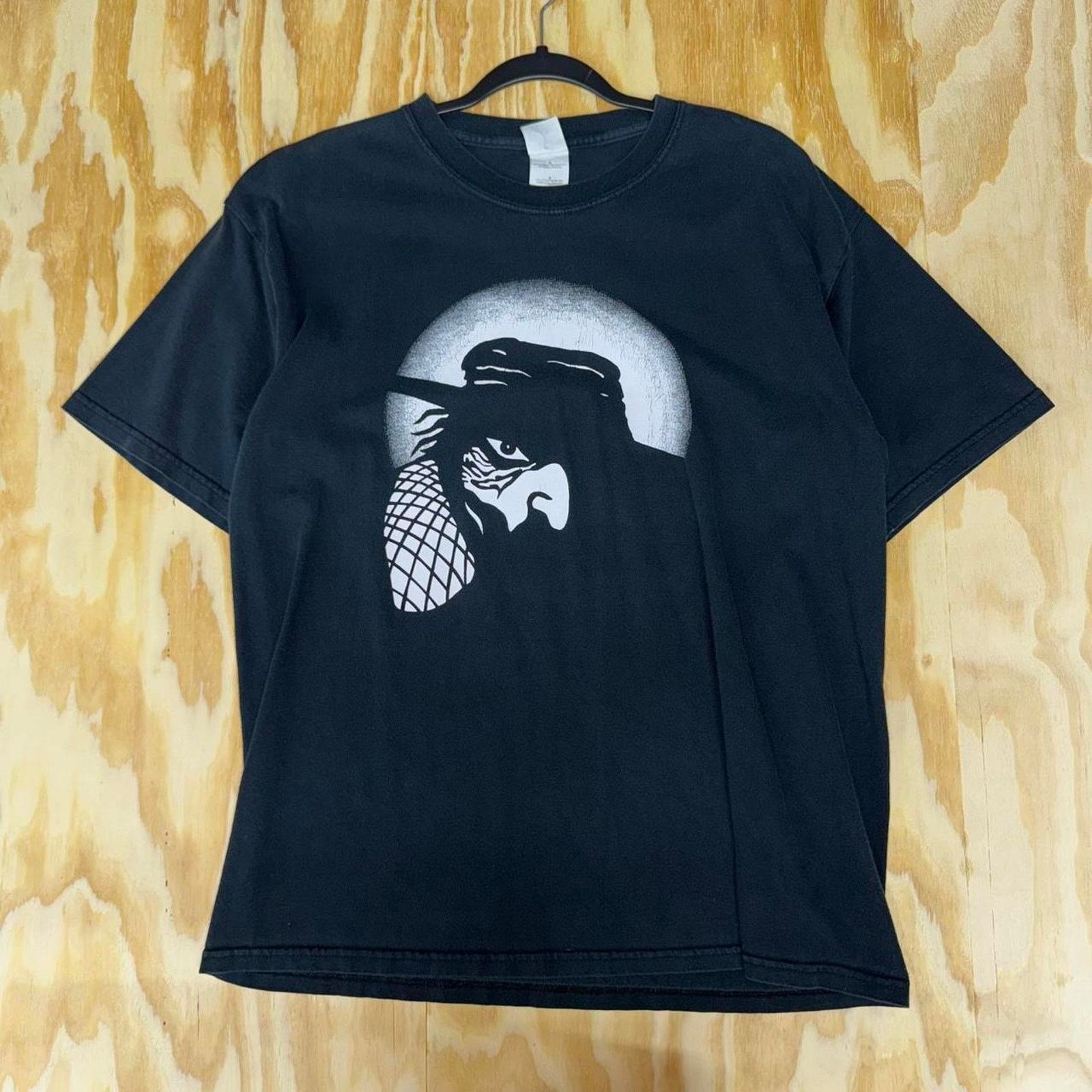 Gildan Vintage y2k hobbs grove california halloween 2000s t-shirt Size US L / EU 52-54 / 3 - 1 Thumbnail