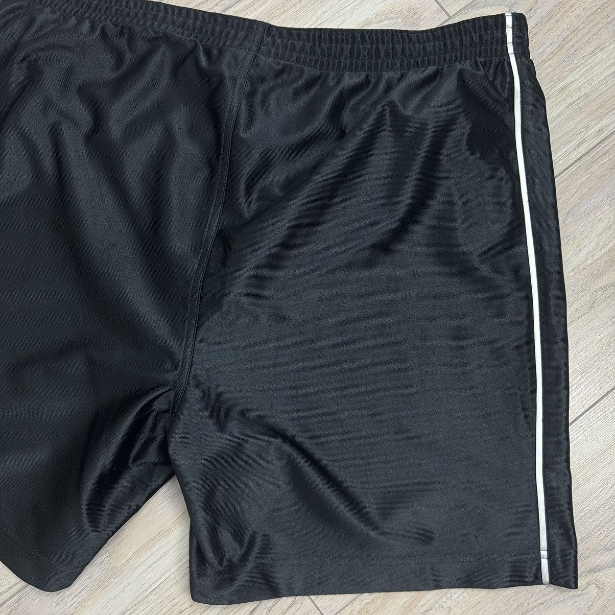 Nike Vintage Y2K Nike Polyester Nylon Retro Drill Soccer Shorts Size US 35 - 10 Thumbnail