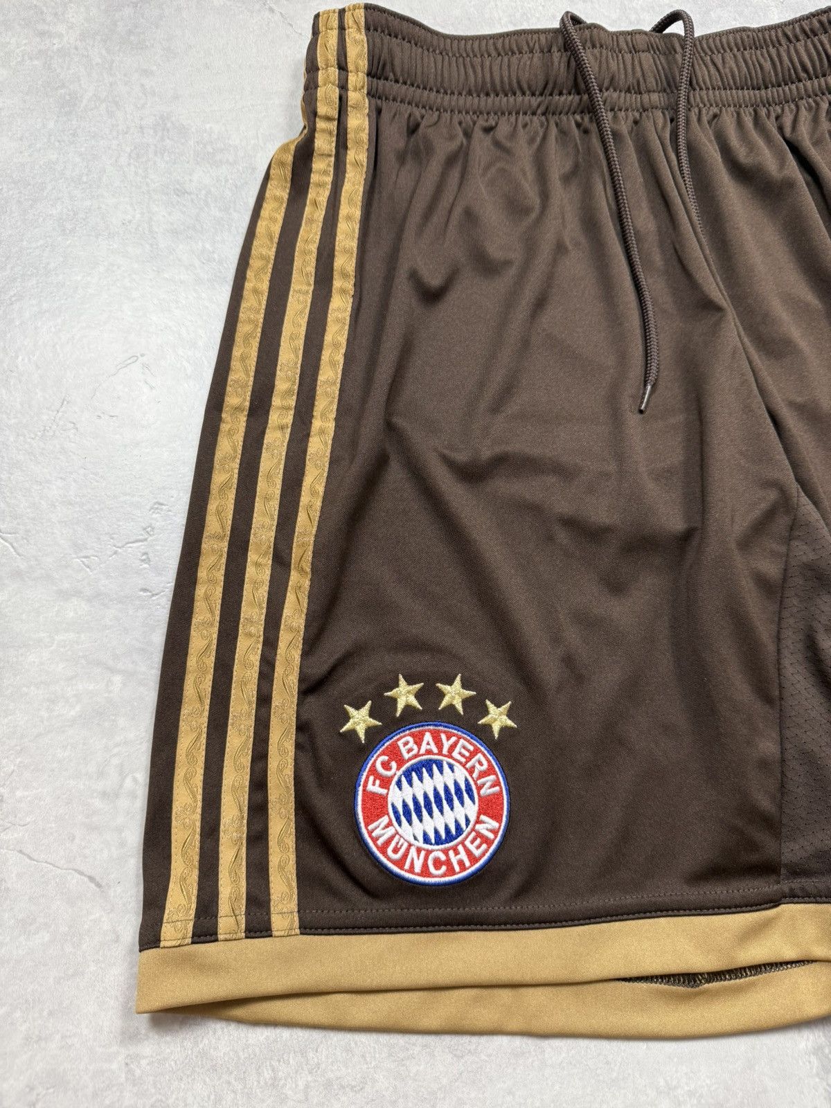 Adidas Adidas Bayern Munchen 2013 Size US 33 - 2 Thumbnail