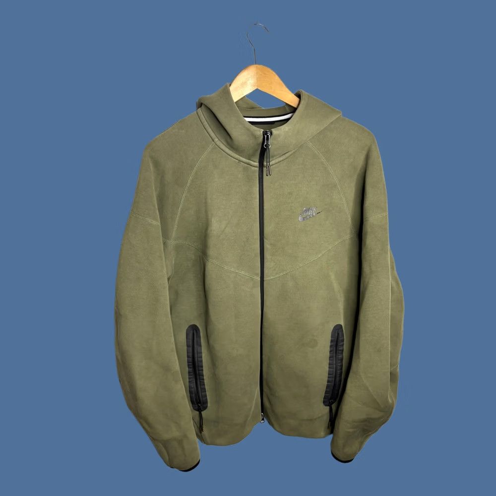 Nike Nike Hoodie Mens Large Green Full Zip Athletic Jacket Pockets Logo Swoosh Size US L / EU 52-54 / 3 - 1 Thumbnail