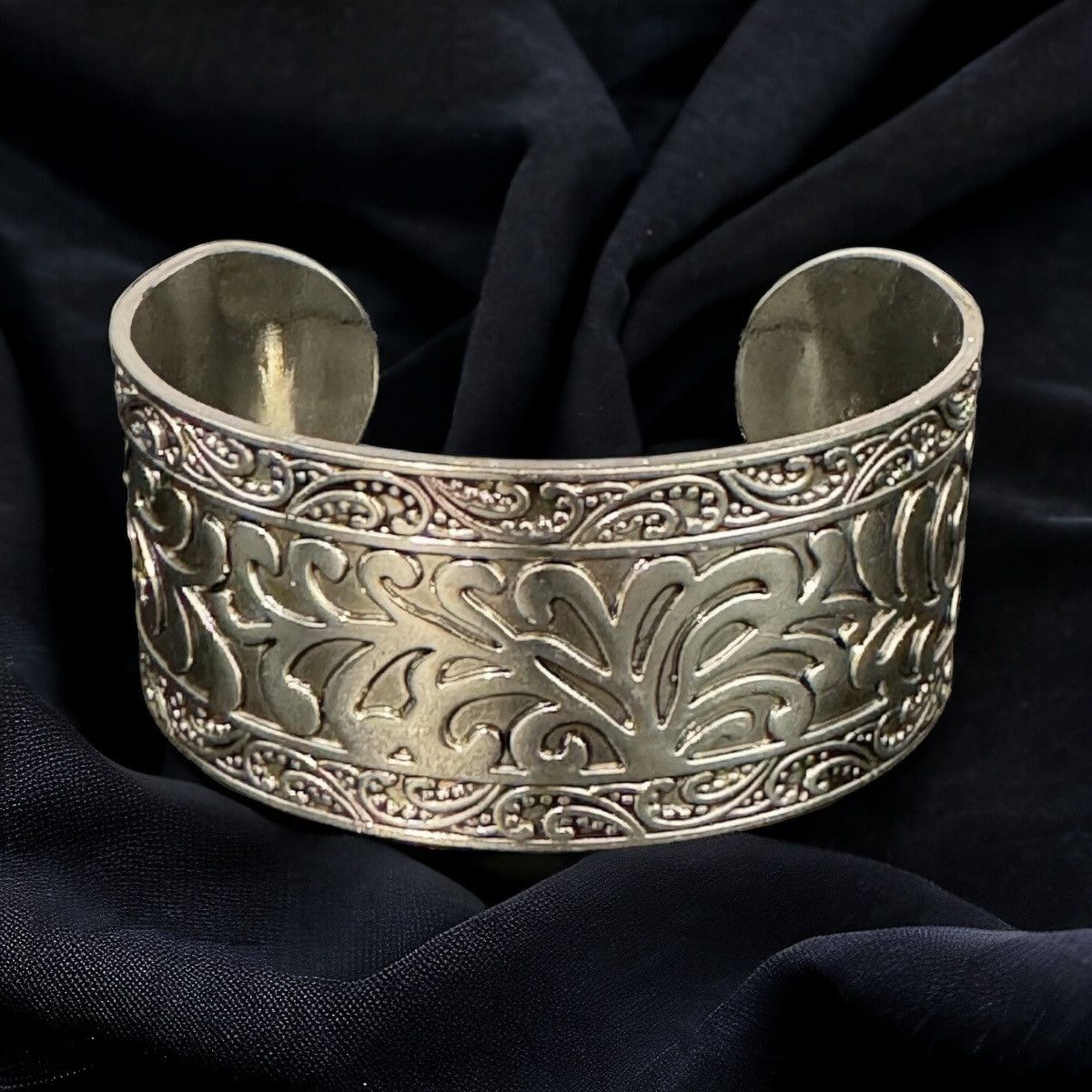 Other Premiere Designs Monte Carlo cuff bracelet Size ONE SIZE - 1 Thumbnail