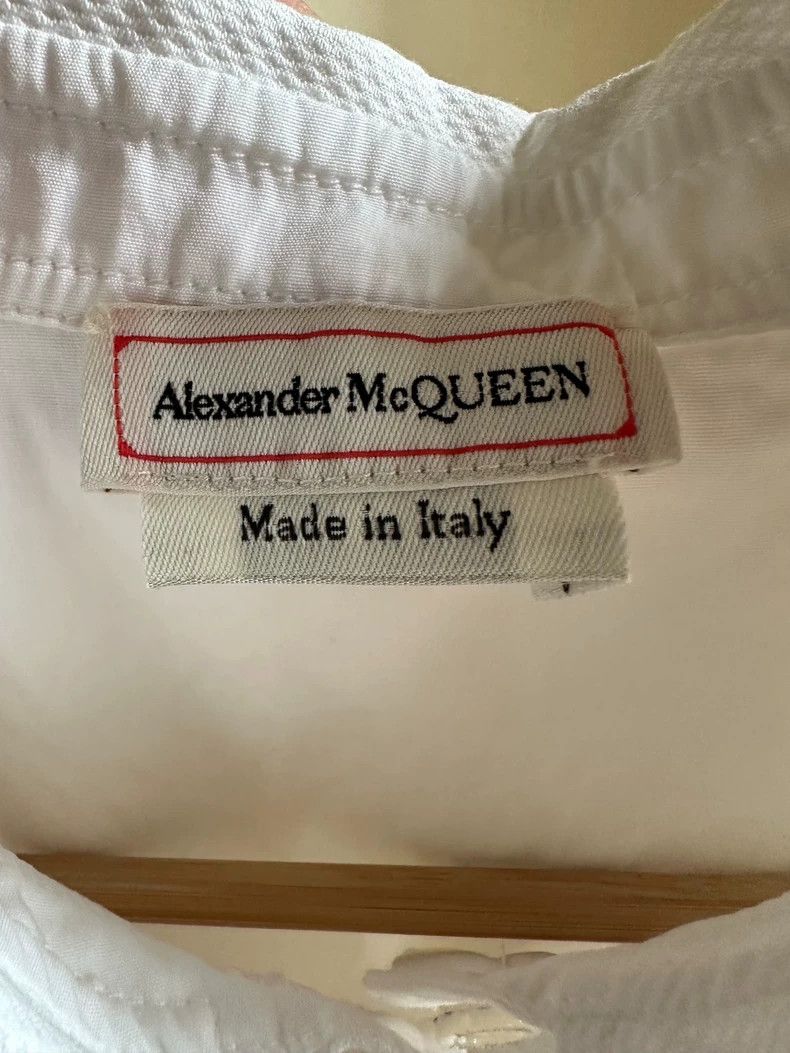 Alexander McQueen Alexander Mcqueen Vest Size M / US 6-8 / IT 42-44 - 2 Thumbnail