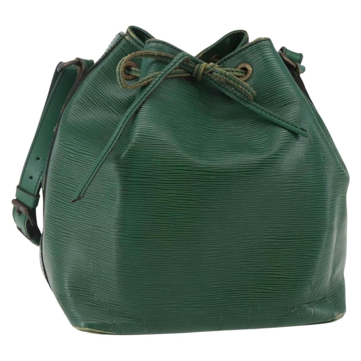 Louis Vuitton LOUIS VUITTON Epi Petit Noe Shoulder Bag Green M44104 Size ONE SIZE - 1 Thumbnail