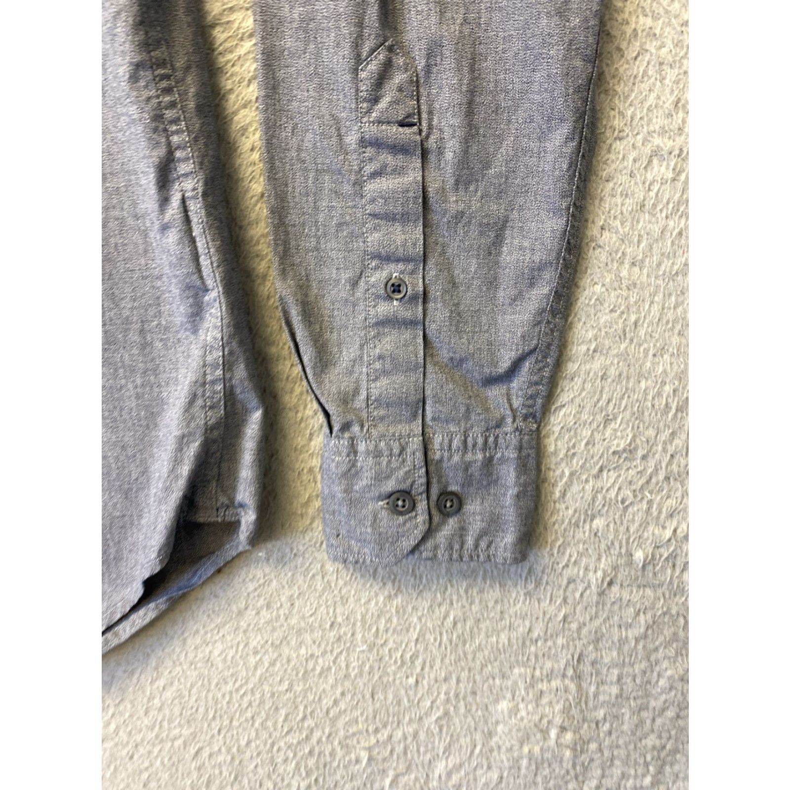Banana Republic Banana Republic Shirt Men's Slim Button-Up Long Sleeve Gray Solid - Size S - Classic Preppy Casual Formal All Seasons Size US S / EU 44-46 / 1 - 4 Thumbnail