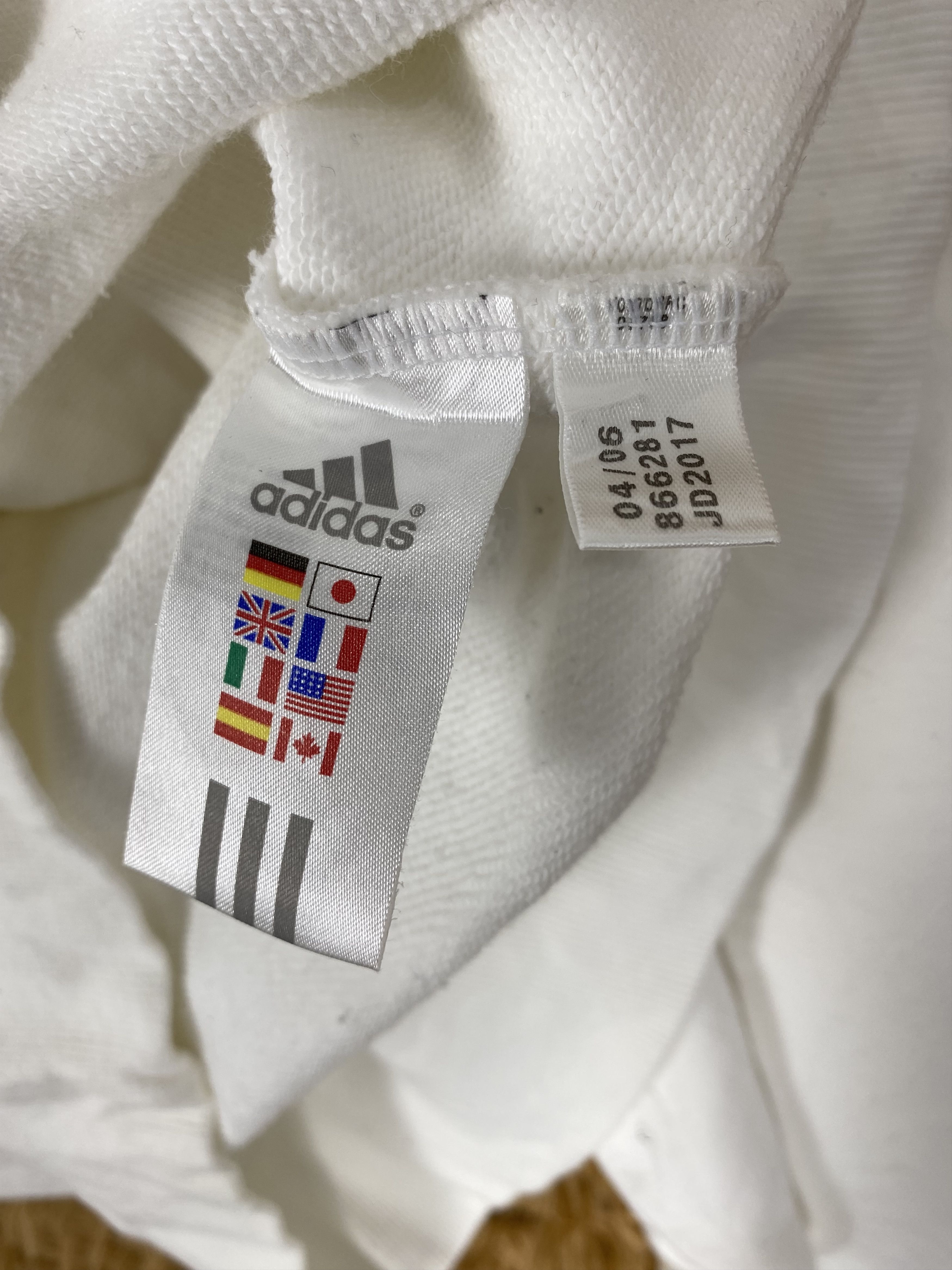 Adidas × Vintage Vintage Adidas Three Stripe Sweatshirts PS0072 Size US L / EU 52-54 / 3 - 5 Thumbnail