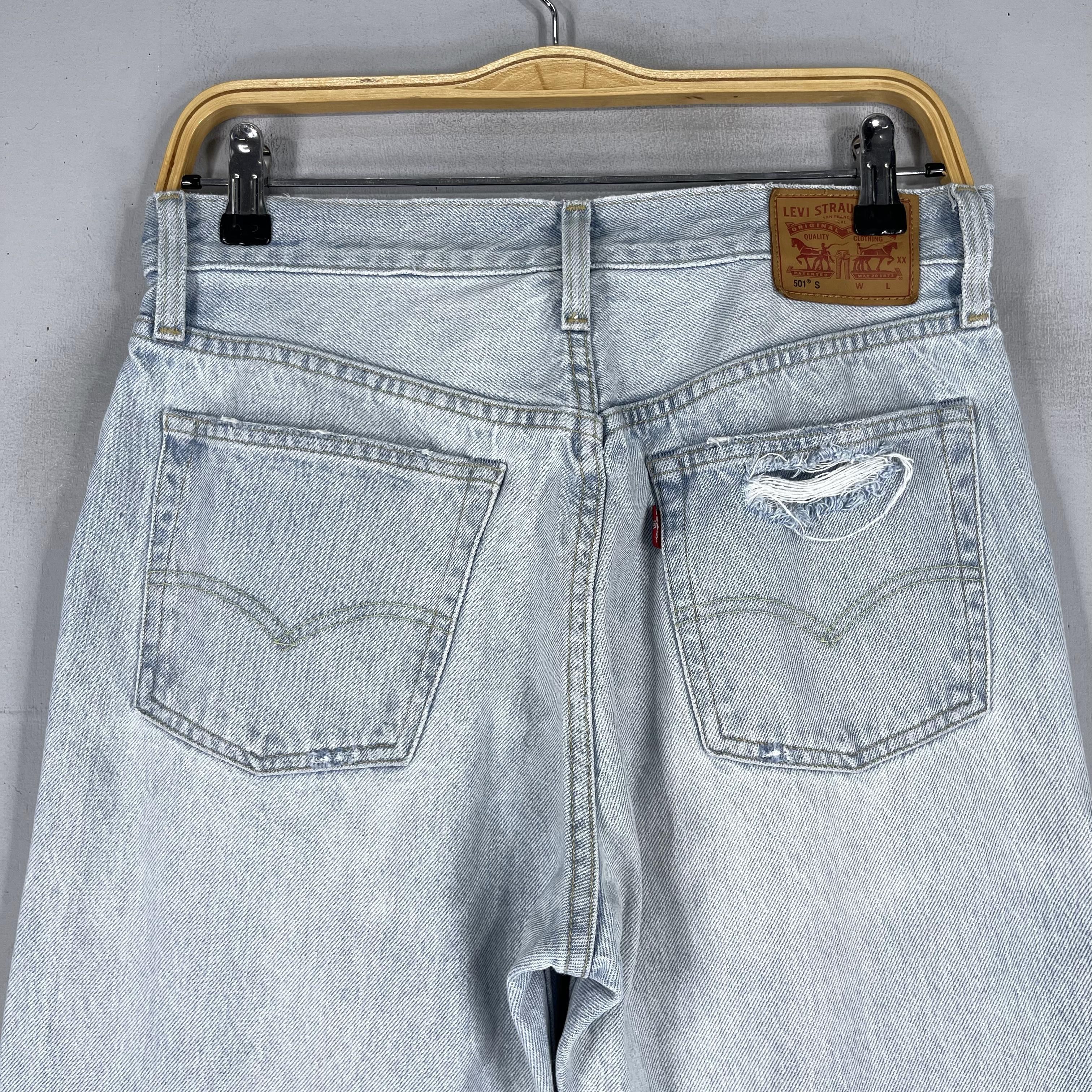 Size 29 Vintage Levis 501 Distressed Paint Splatter Jeans