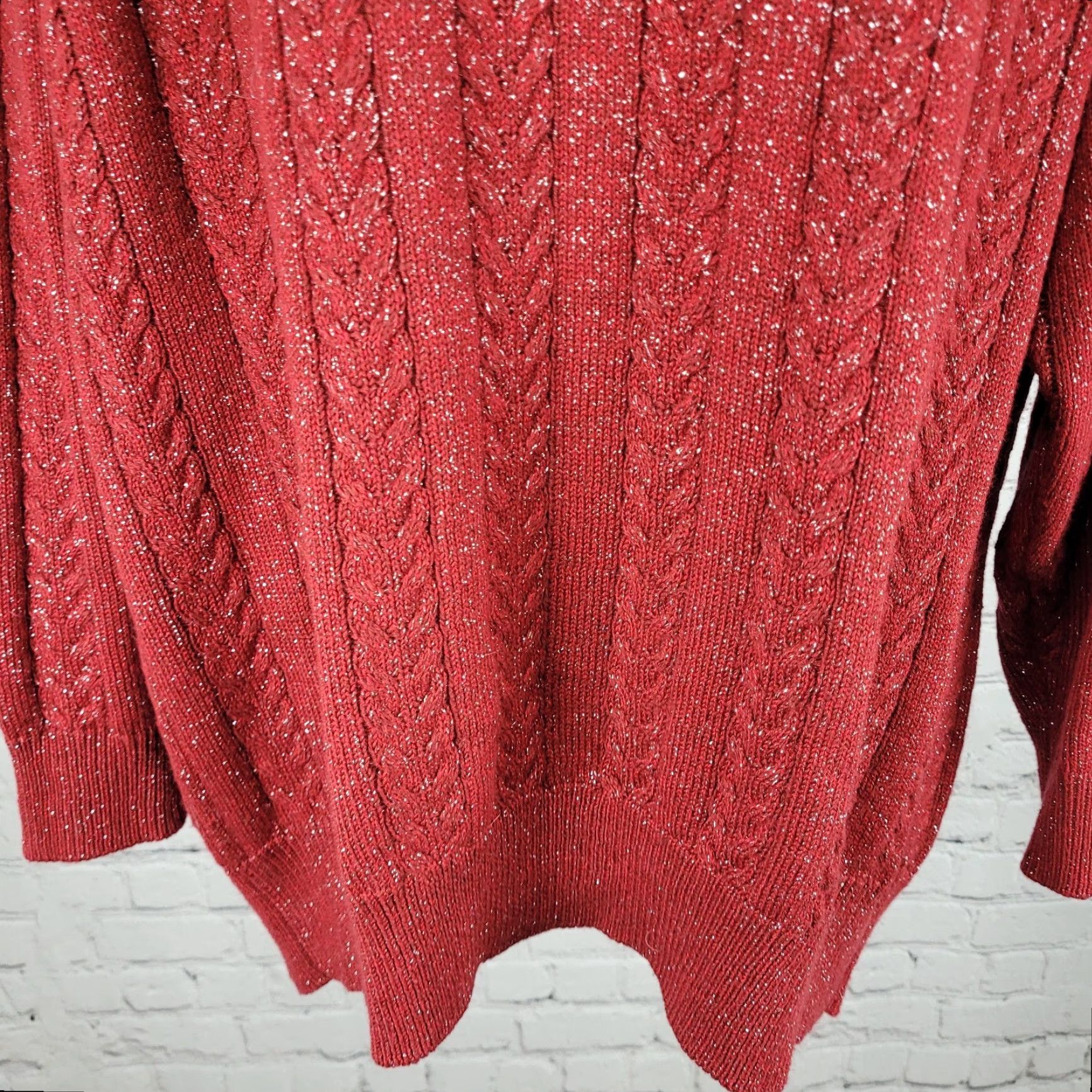 Athleta Athleta Red Glitter Pullover Sweater Women 1X Size XL / US 12-14 / IT 48-50 - 7 Thumbnail