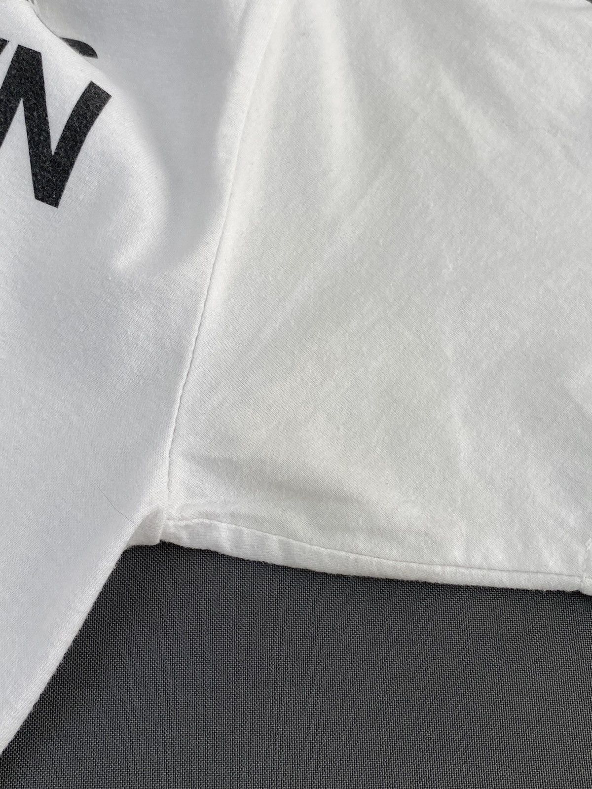 Comme Des Fuck Down Comme des Fuckdown The Cut White T-Shirt Size US M / EU 48-50 / 2 - 7 Thumbnail