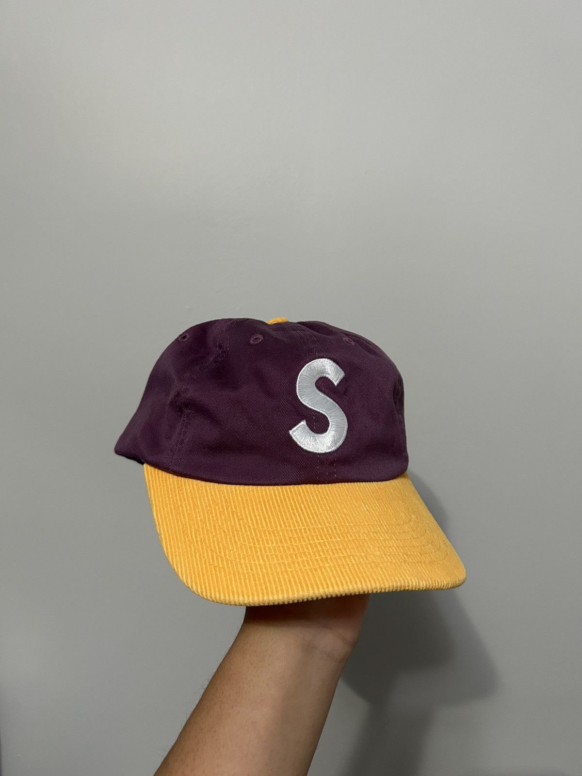 Supreme Supreme 2-Tone S logo 6-Panel Size ONE SIZE - 1 Thumbnail