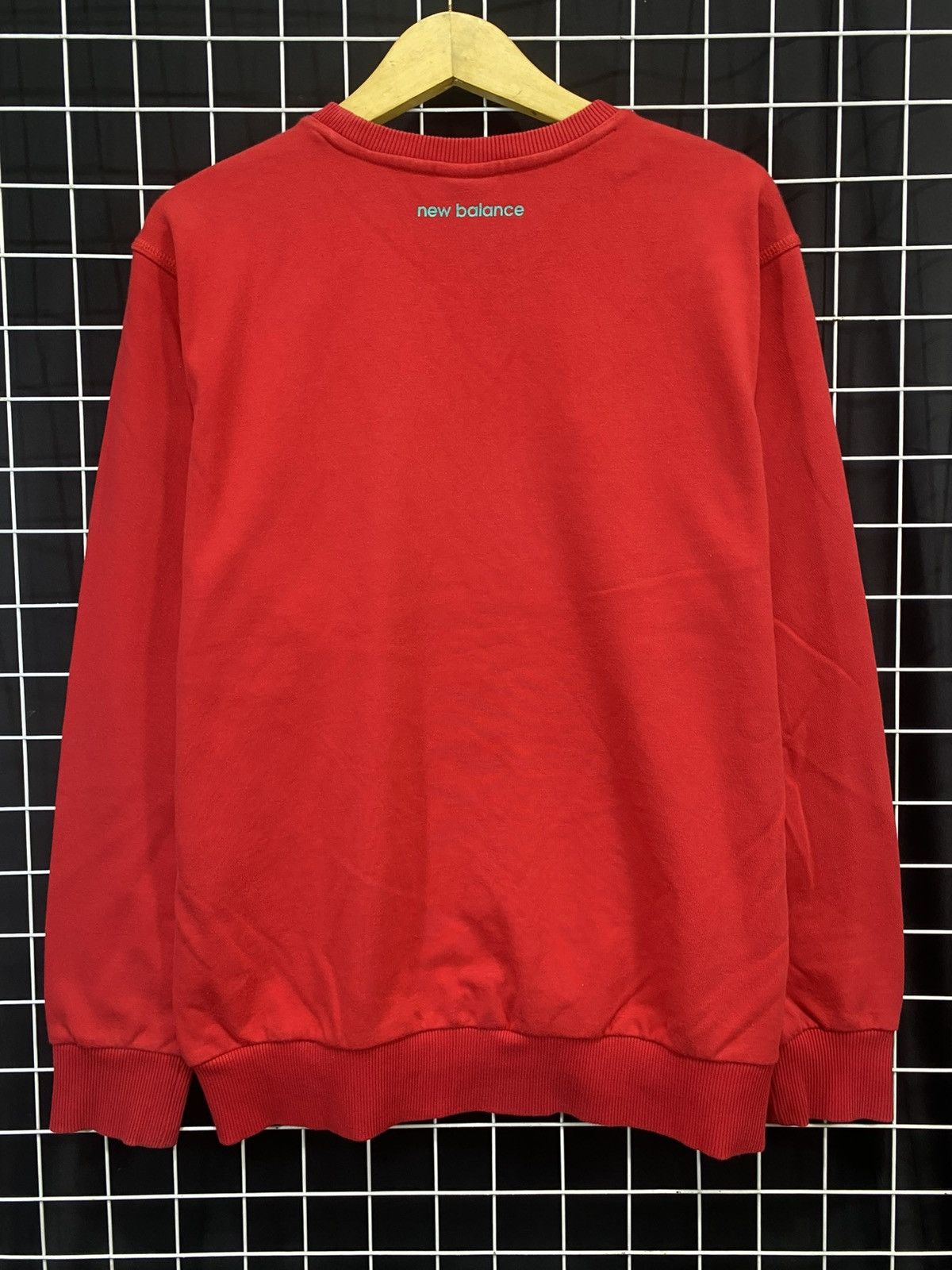 New Balance VINTAGE!! NEW BALANCE PRINTED LOGO SWEATSHIRT RED Size US XL / EU 56 / 4 - 5 Thumbnail