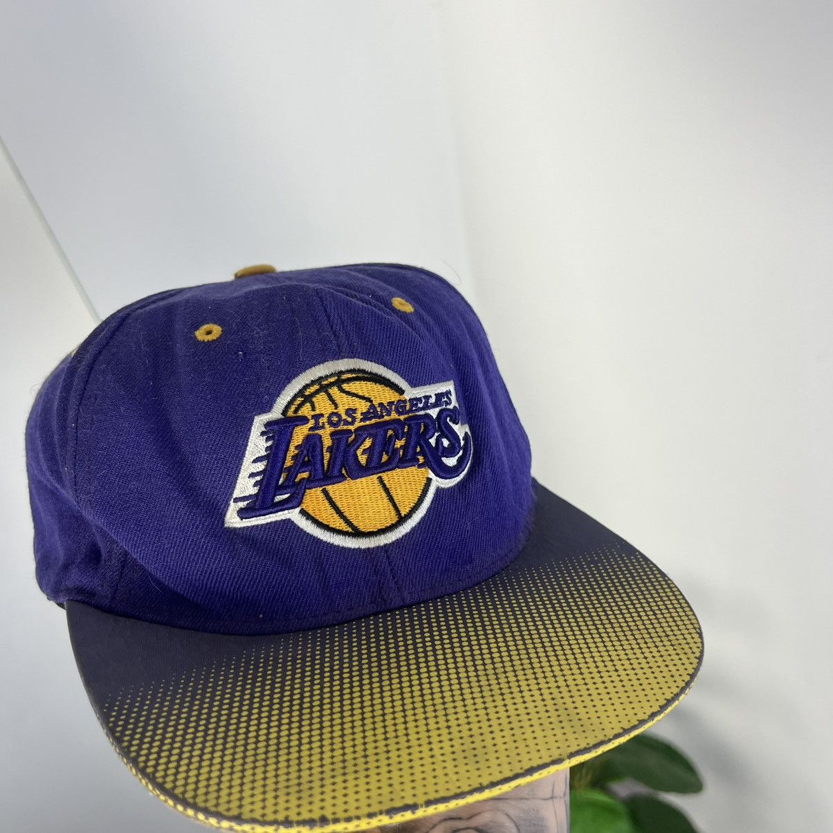 NBA Vintage Y2K Los Angeles Lakers NBA Baseball Cap Size ONE SIZE - 2 Thumbnail