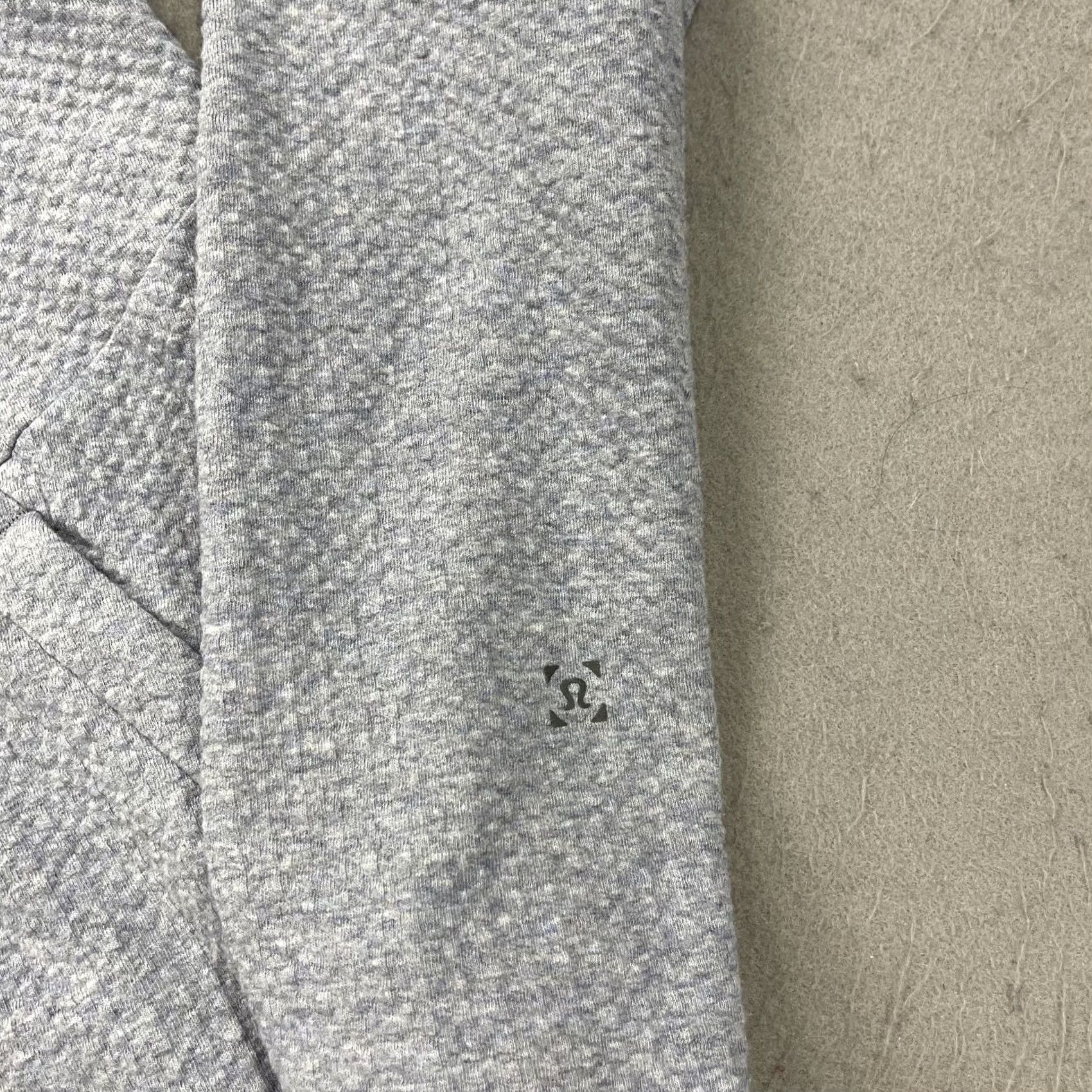 Lululemon Lululemon Hoodie Mens Small Blue Gray Textured Tech Stryker LM3BF7S Size US L / EU 52-54 / 3 - 4 Thumbnail