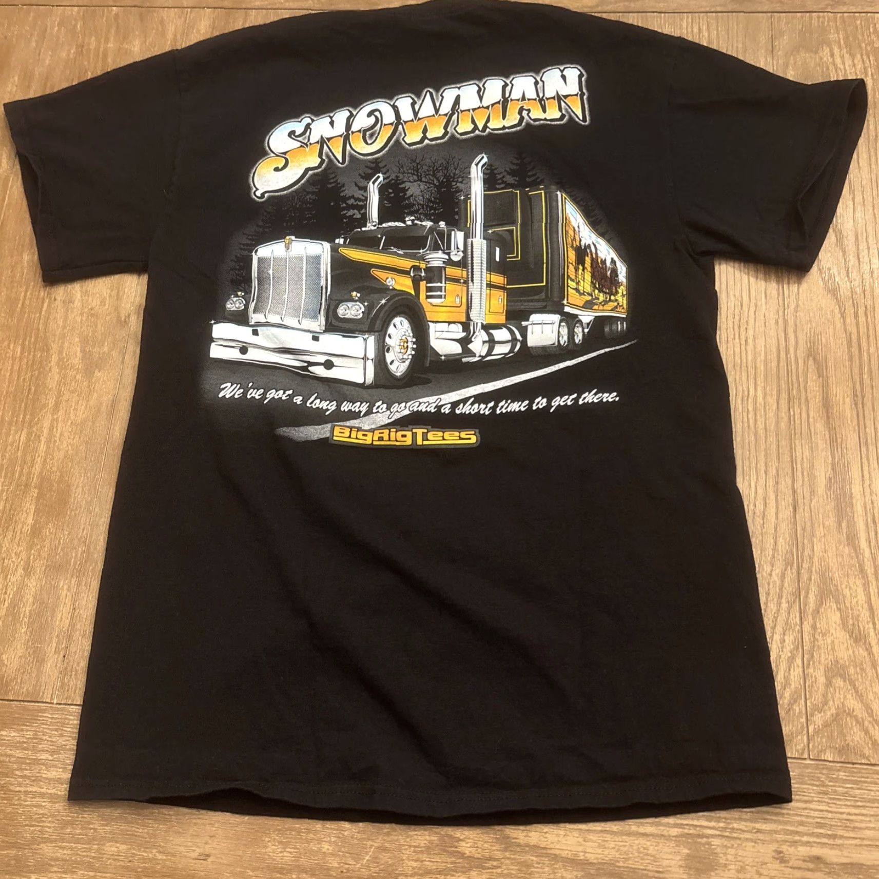 Gildan Bandit & Snowman Smokey and the Bandit Big Rig Tees T-Shirt M Black Men EUC Size US M / EU 48-50 / 2 - 6 Thumbnail