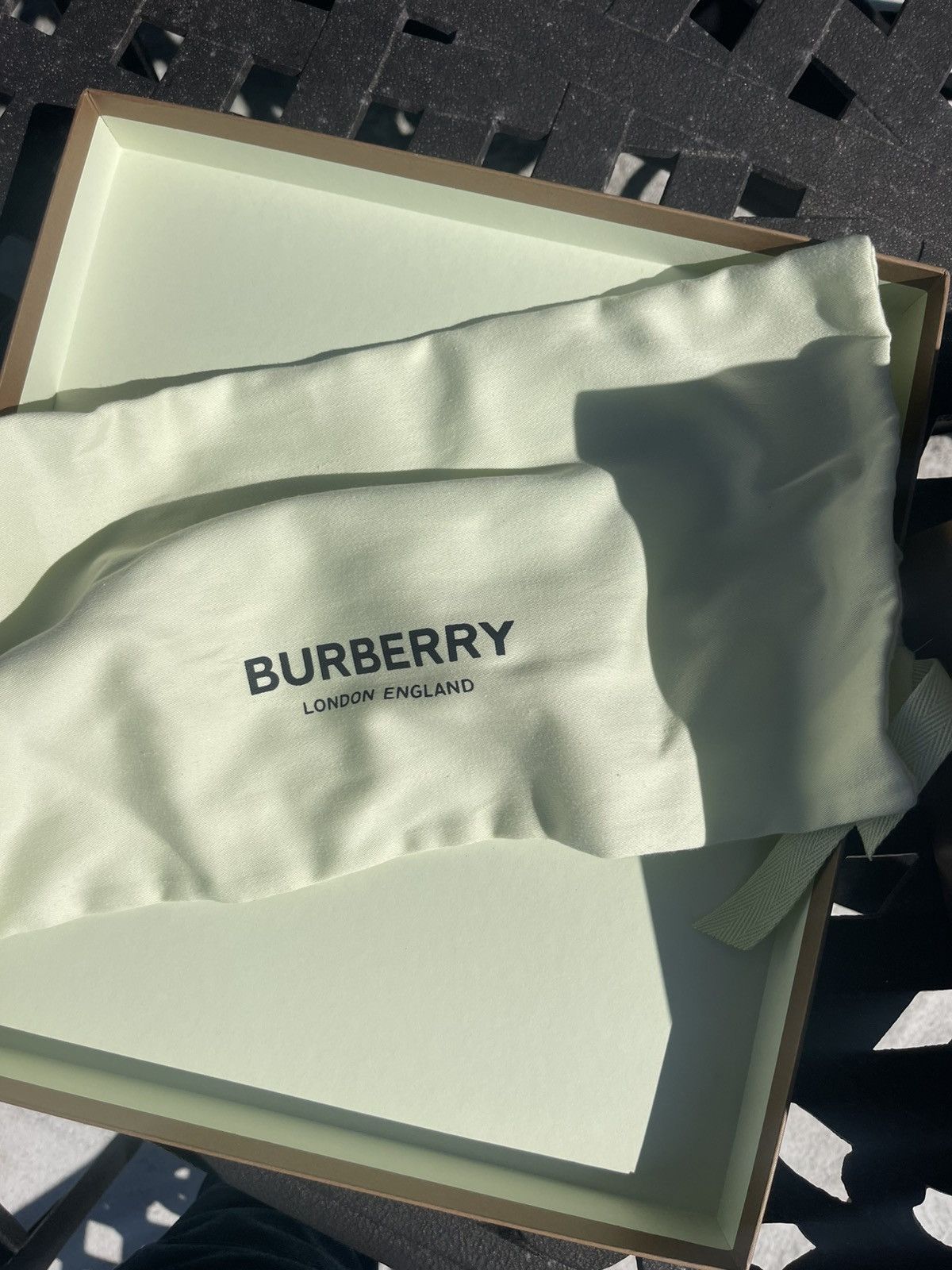 Burberry BURBERRY ARTHUR CAMOUFLAGE SNEAKER Size US 7 / EU 40 - 3 Thumbnail