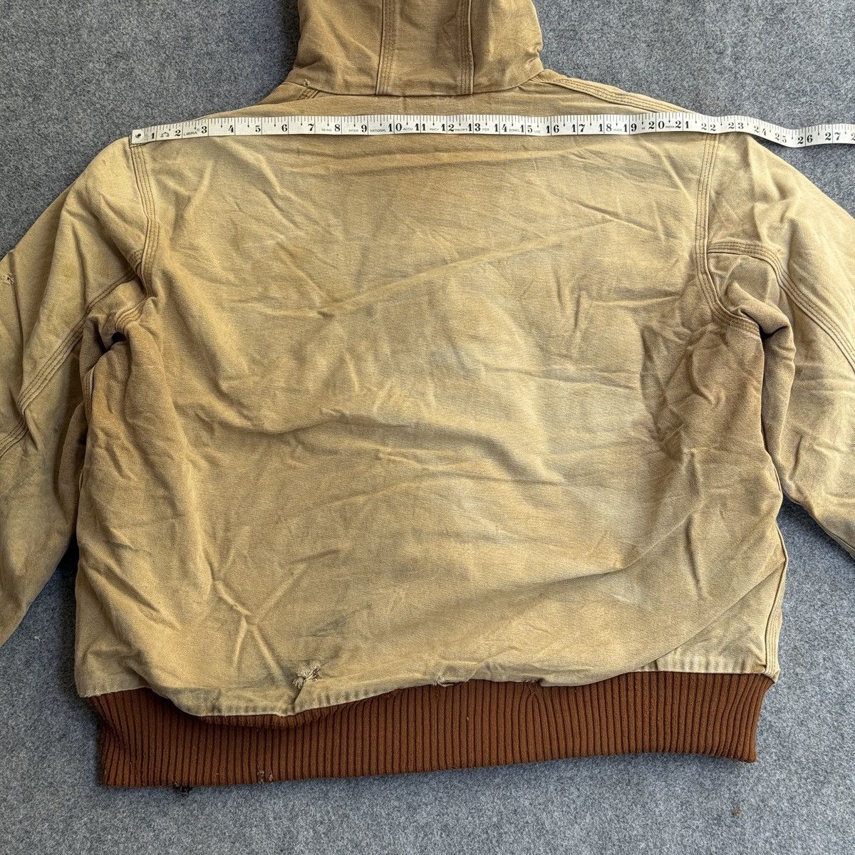 Carhartt Vintage Carhartt Active Thrashed Brown Jacket J140 BRN Size US L / EU 52-54 / 3 - 9 Thumbnail