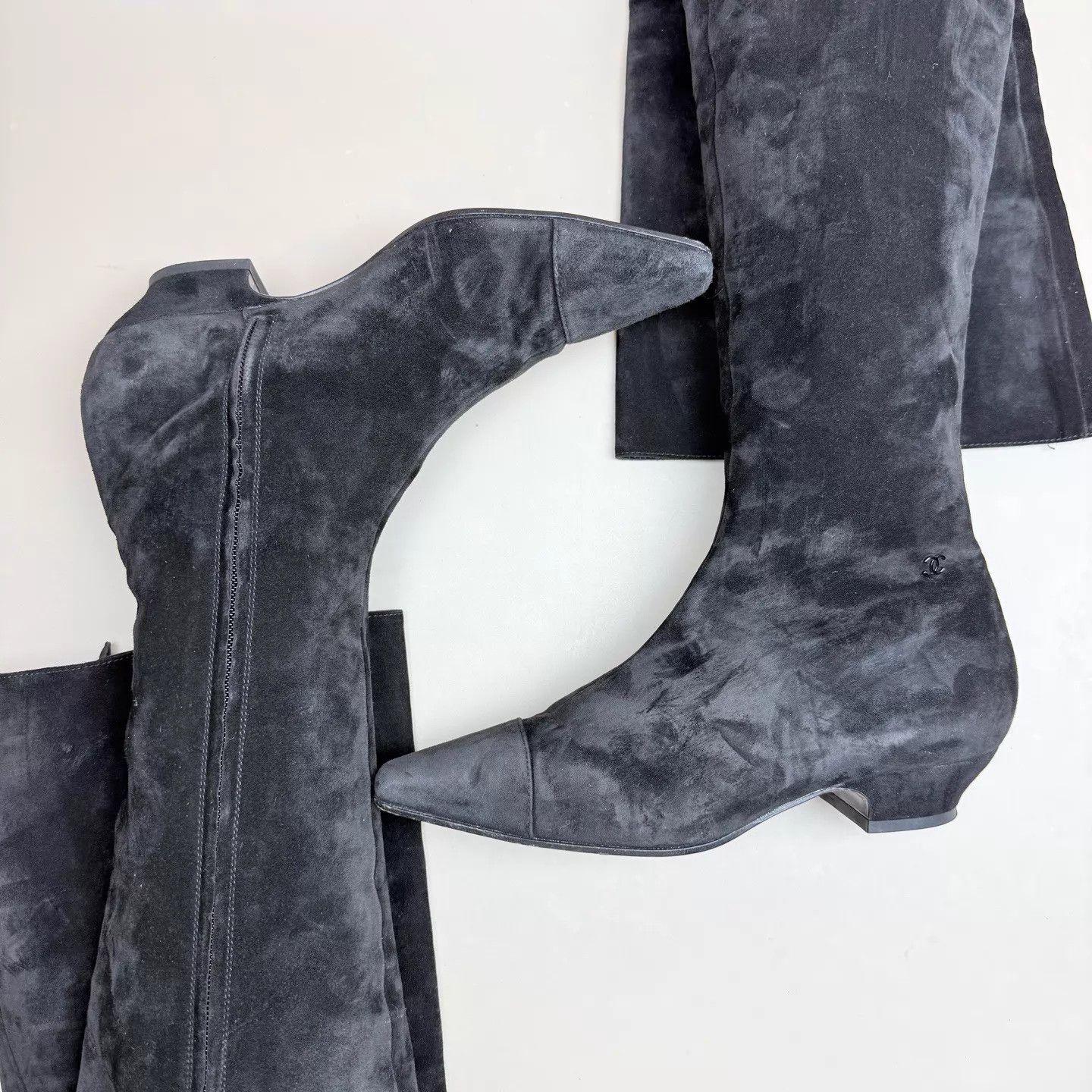 Chanel CHANEL Black Suede Knee-High CC Boots 36 99 New Size US 5.5 / IT 35.5 - 6 Thumbnail