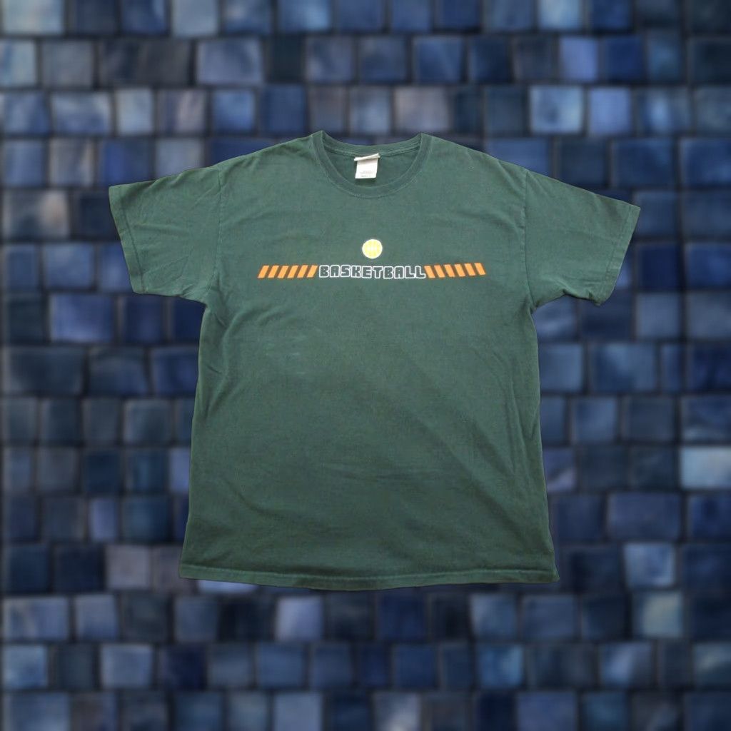 Vintage VINTAGE American Outdoorsman T-Shirt Size US L / EU 52-54 / 3 - 1 Thumbnail