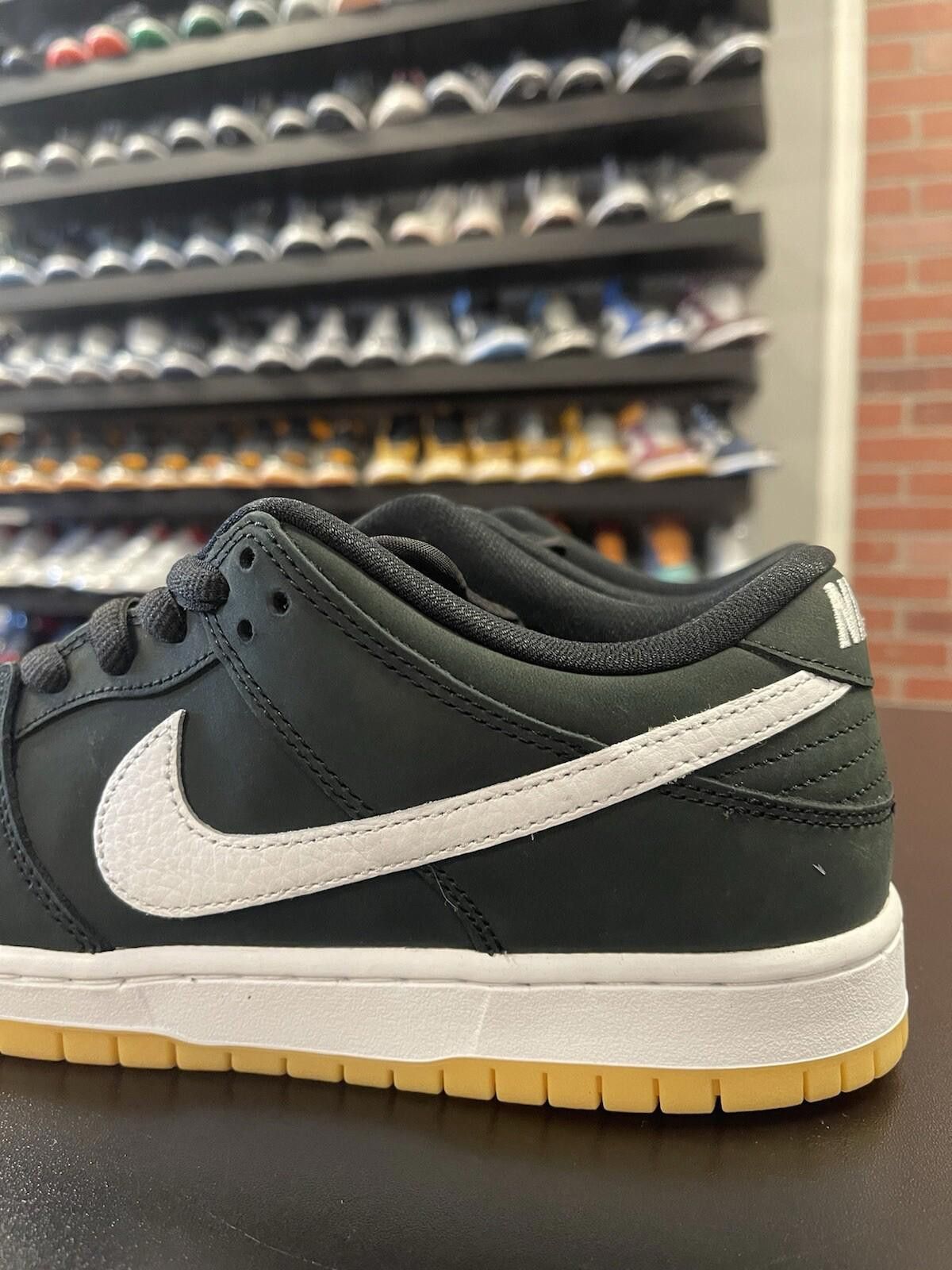 Nike Size 9 - Nike SB Dunk Low Pro Shoes Black Gum White Size US 9 / EU 42 - 5 Thumbnail