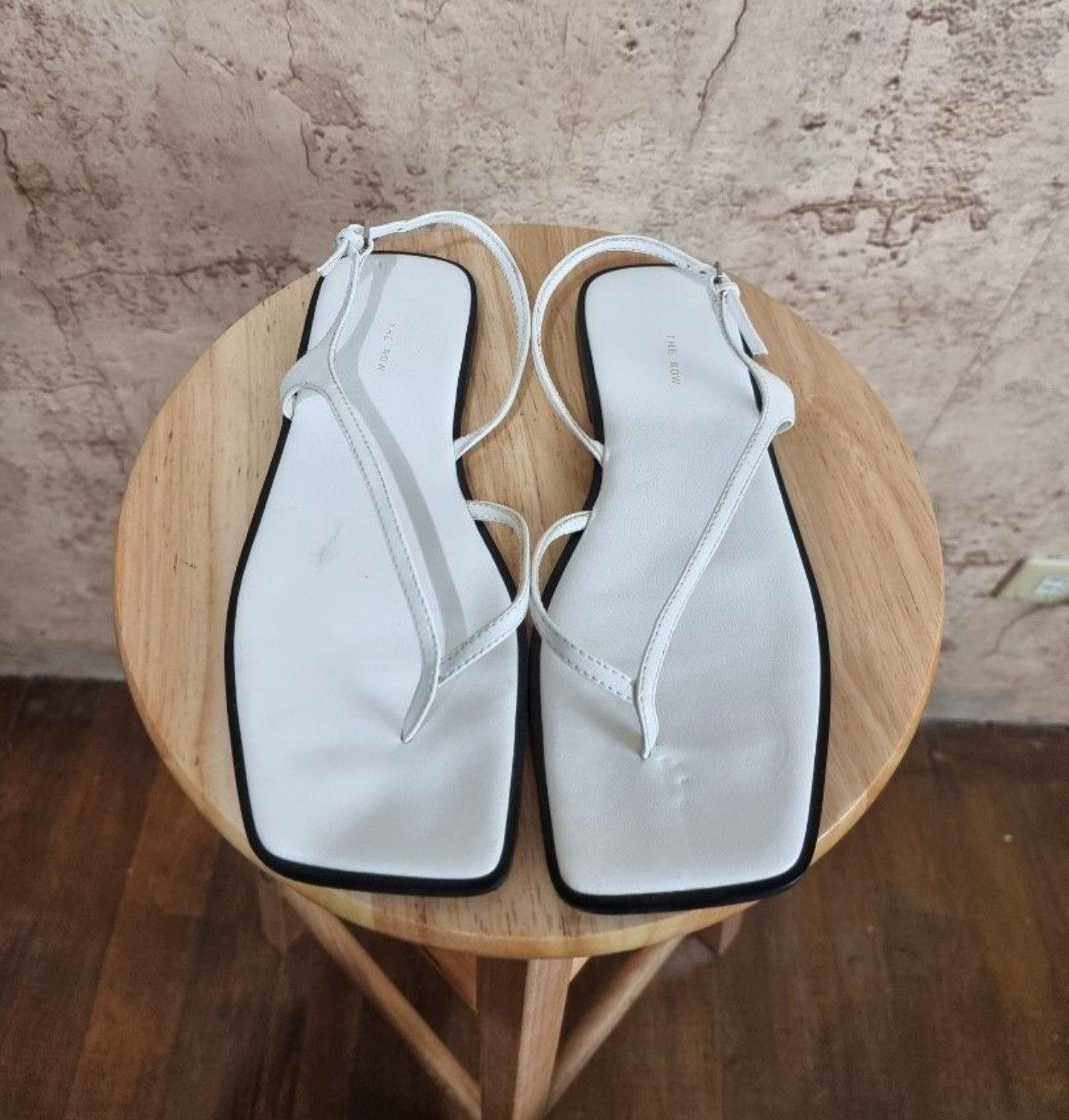 The Row The Row White Constance Leather Sandals Size US 8 / IT 38 - 3 Thumbnail