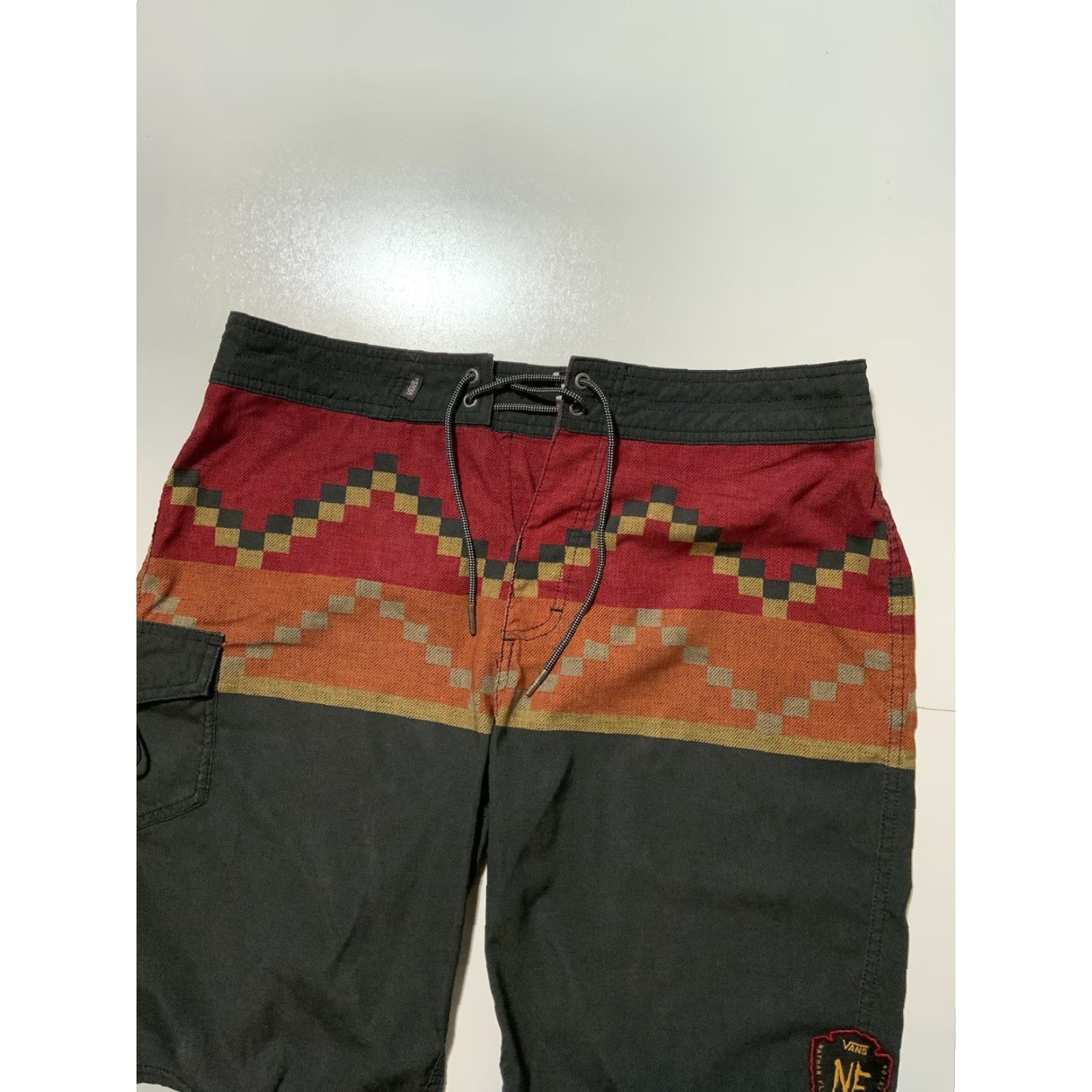 Vans VANS X Nathan Fletcher Into Oblivion Southwestern Aztec 10” Inseam Board Shorts Mens 32 Multicolor Board Size US 32 / EU 48 - 7 Thumbnail