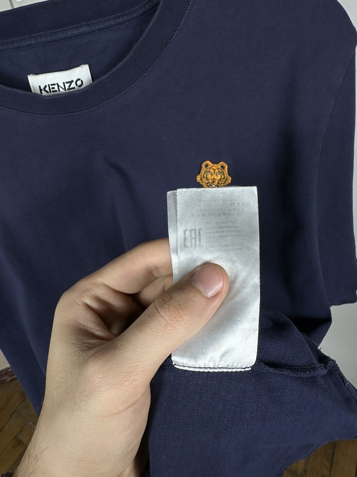Kenzo Kenzo Small Tiger Crest Head T Shirt Size US L / EU 52-54 / 3 - 11 Thumbnail