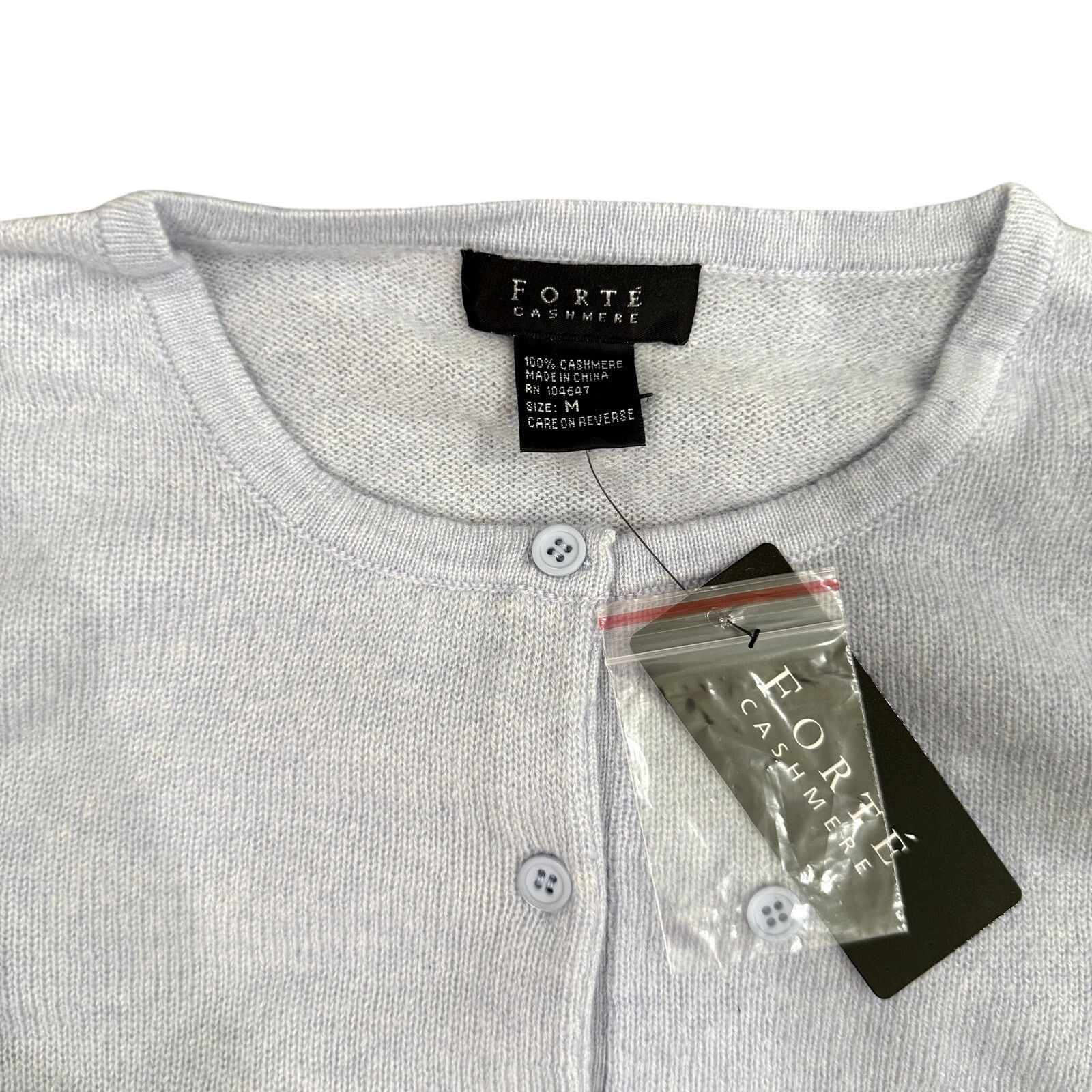 Other Forte Cashmere Cropped Buttoned Cardigan in Blue, Size M Size M / US 6-8 / IT 42-44 - 2 Thumbnail