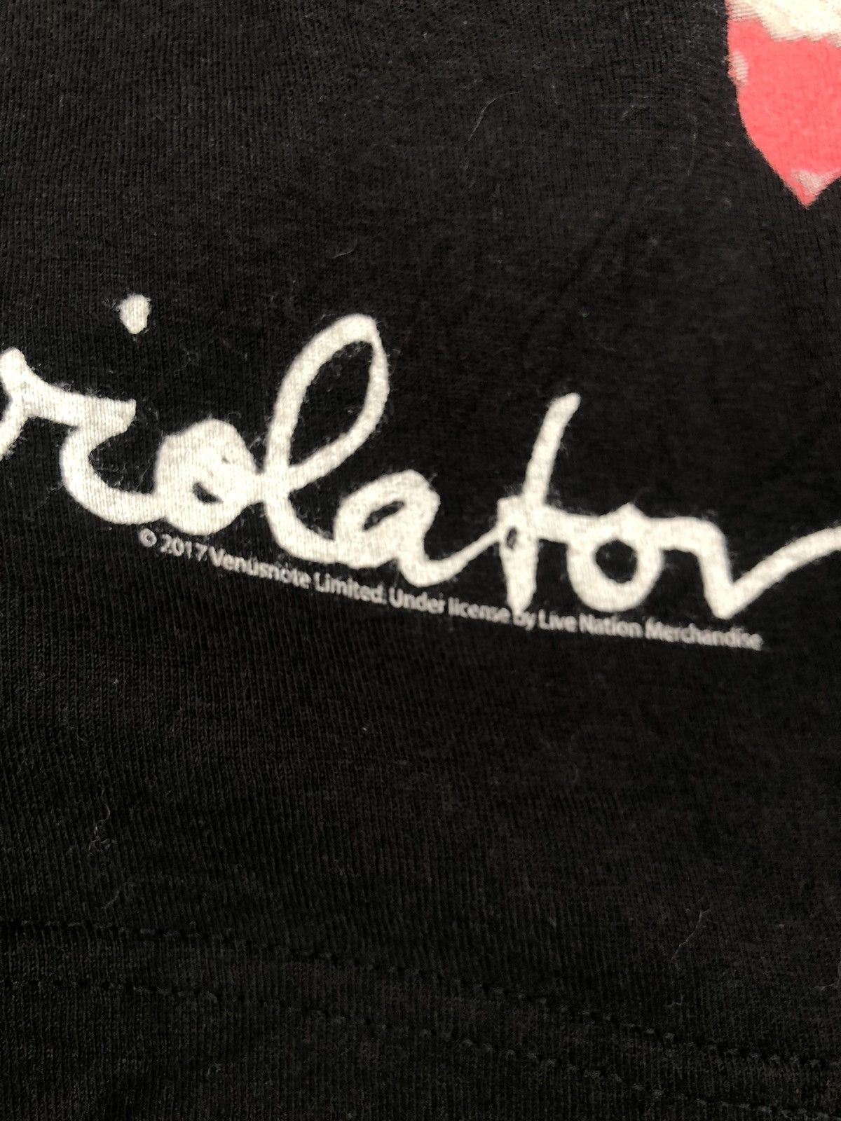 Band Tees 2017 Depeche Mode "Violator" Album Tshirt Size US S / EU 44-46 / 1 - 3 Thumbnail