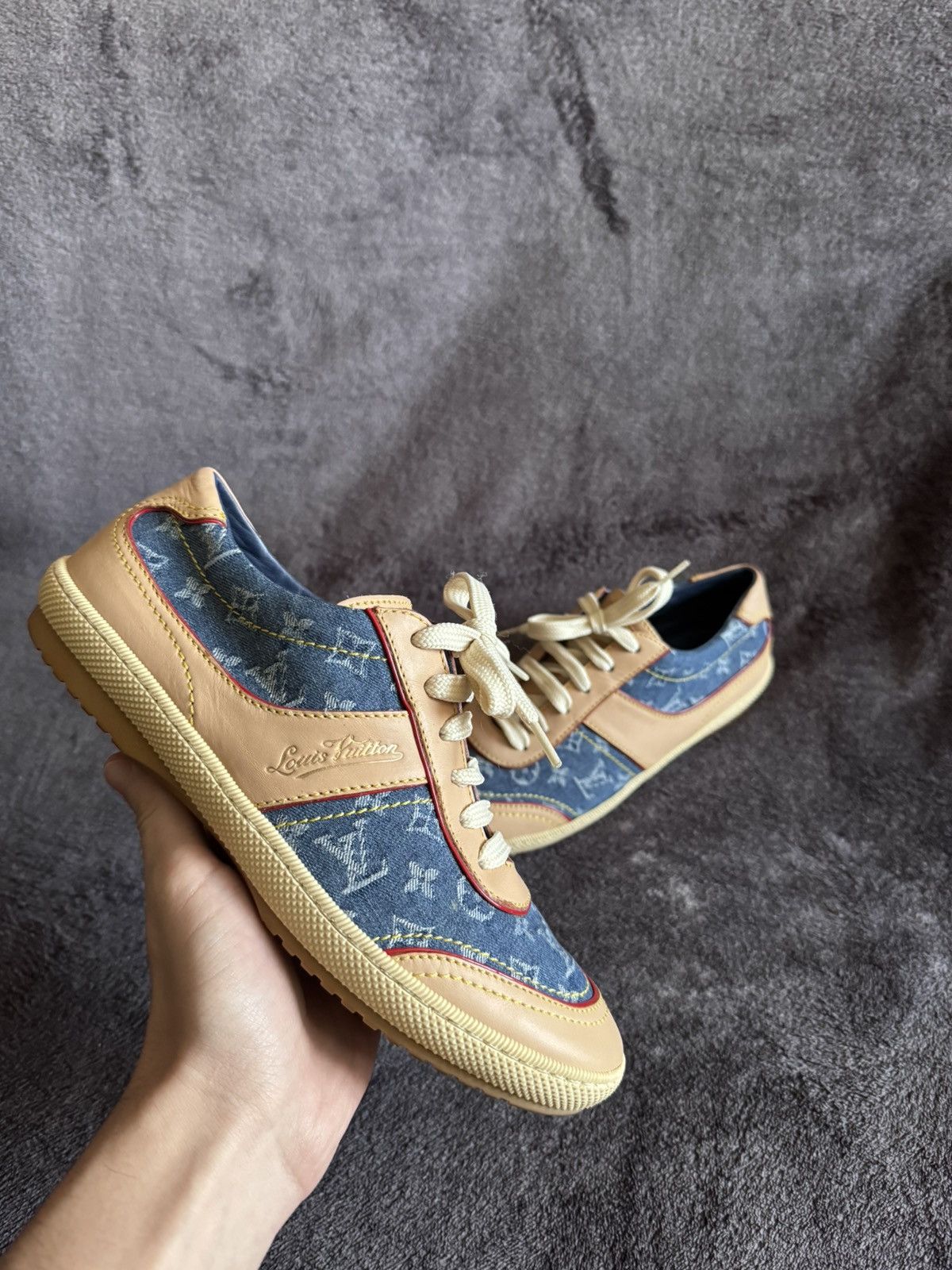 Louis Vuitton Louis Vuitton beige leather blue monogram denim sneakers Size US 5 / IT 35 - 1 Thumbnail
