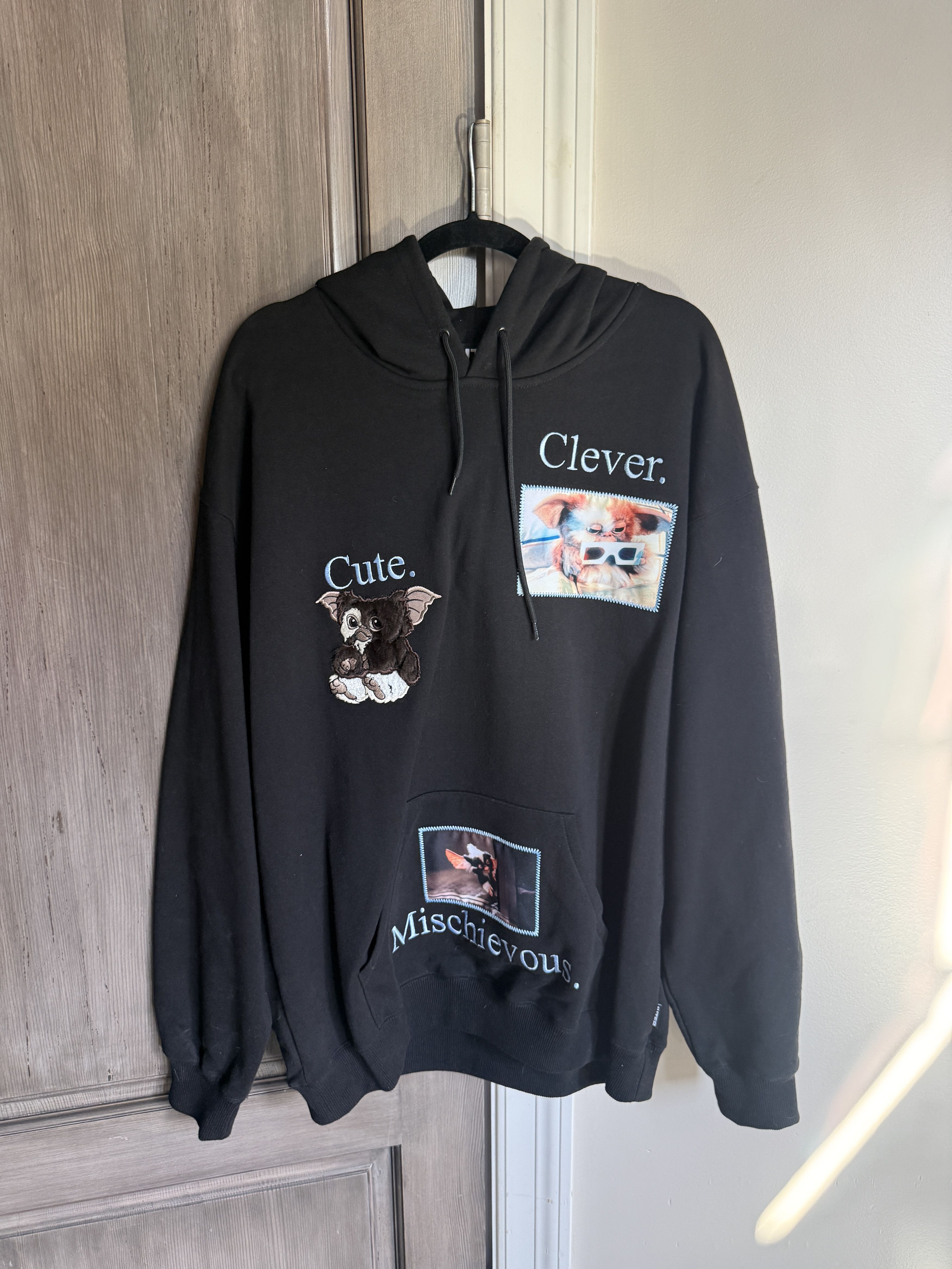 Iuter Iuter x Gremlins black hoodie with patches Size US XL / EU 56 / 4 - 1 Thumbnail